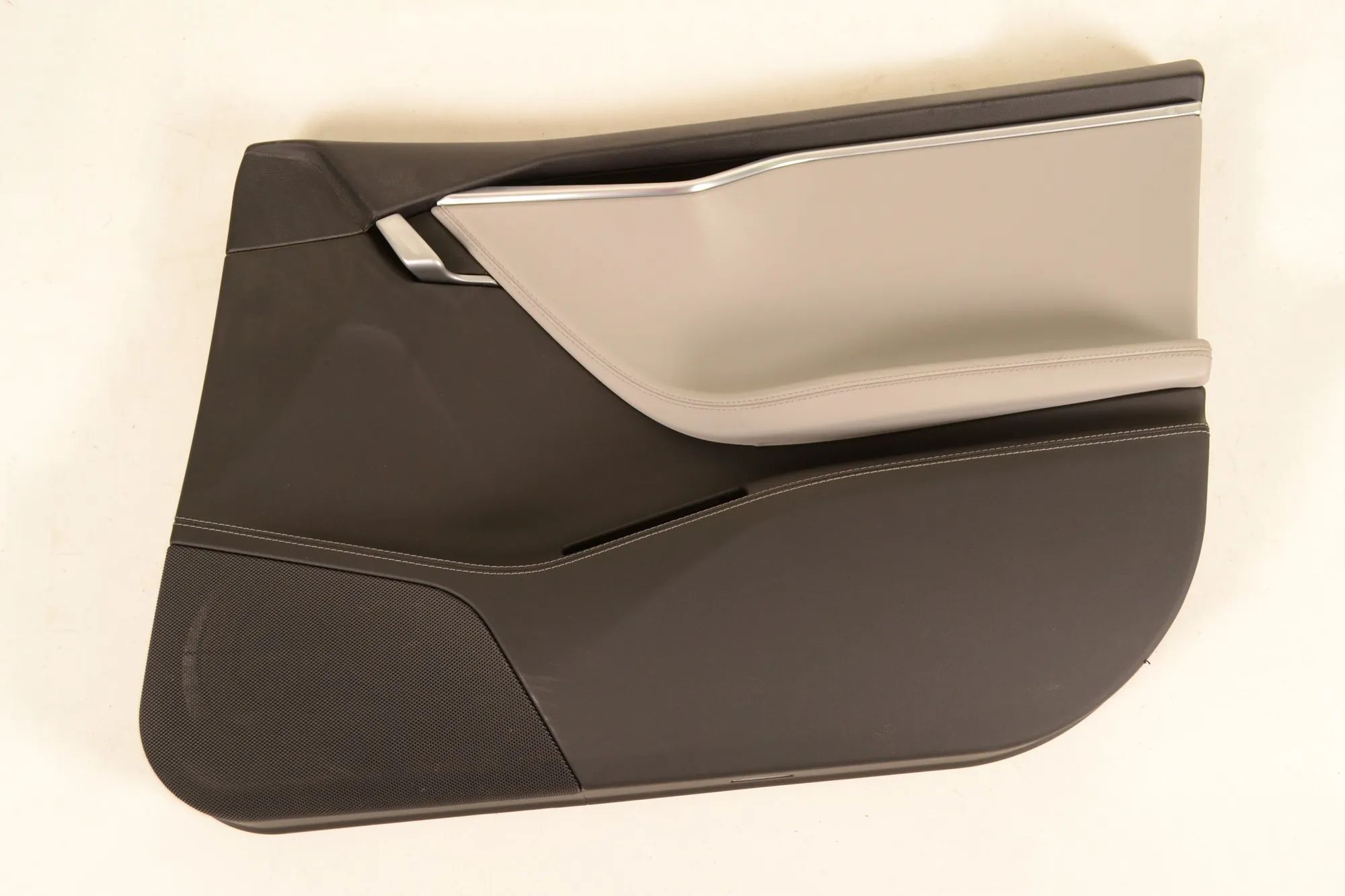 Tesla Model S Front Right Door Panel