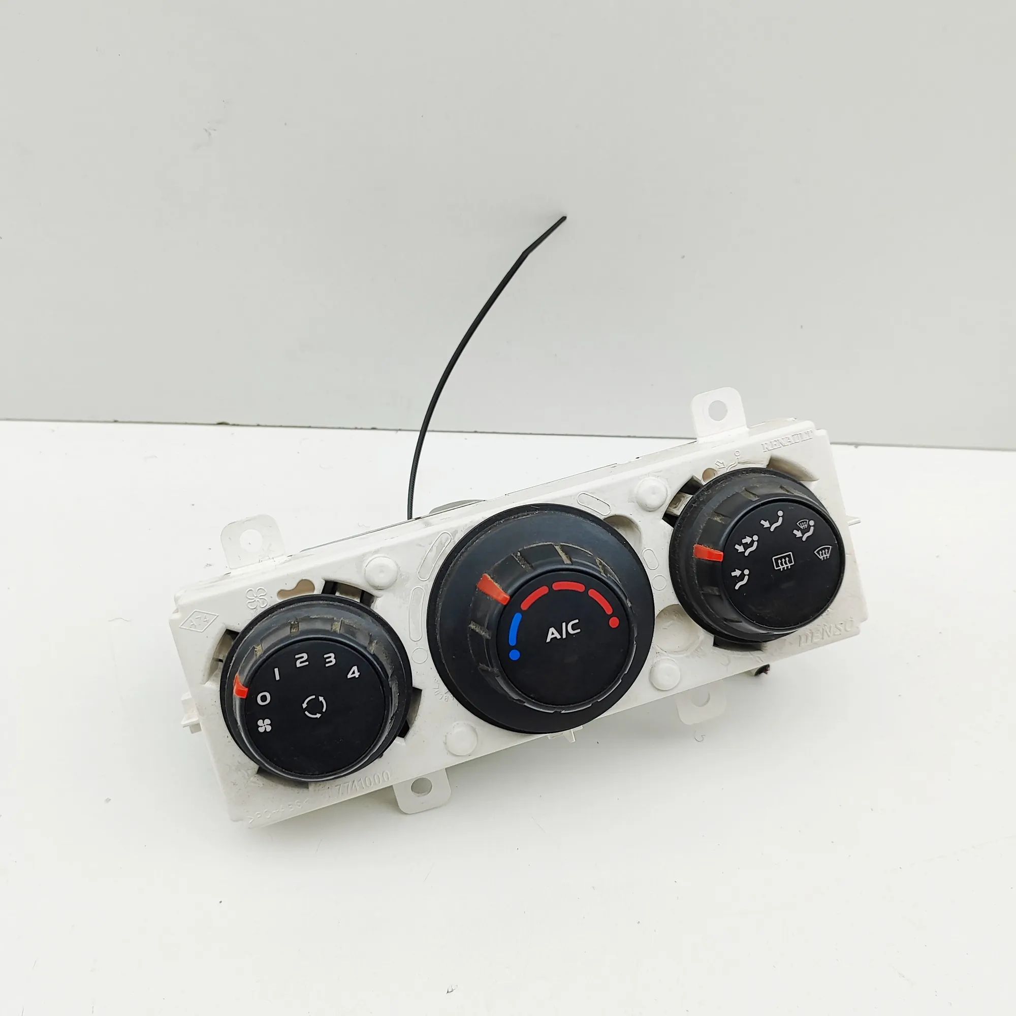 Opel Movano (B) Climate control unit Climate control unit — OPEL MOVANO (B Van) (201...