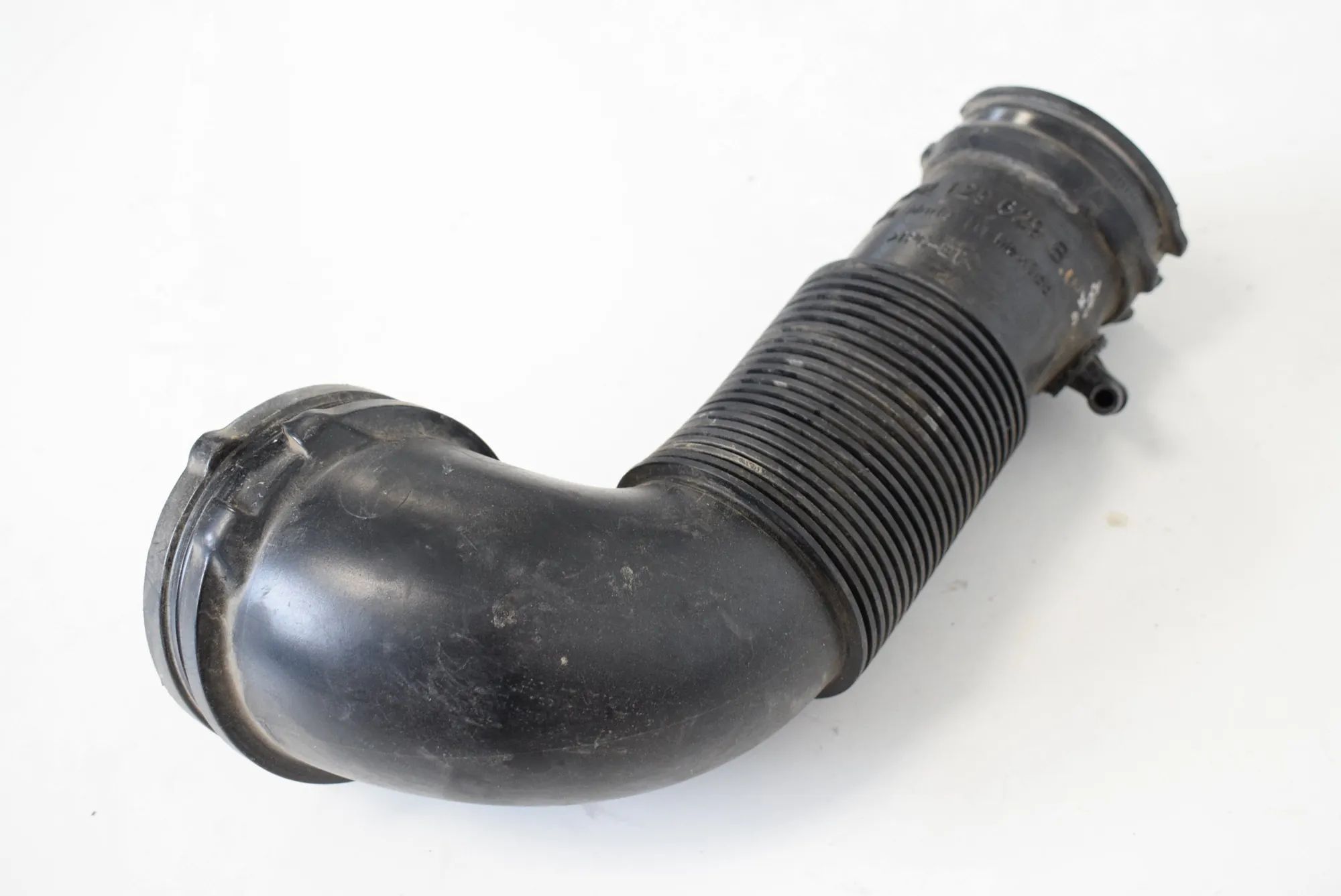 Audi Q5 (FY) Pipe / hose Pipe / hose — AUDI Q5 (FY) (2016-...) — 06L1296...