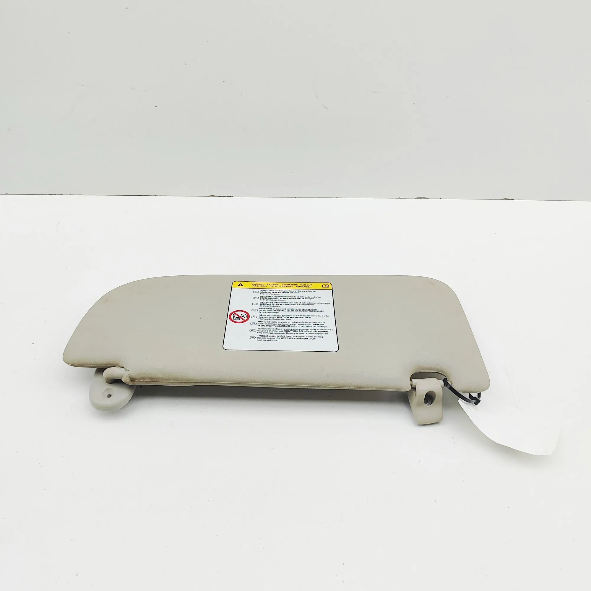 Isuzu D-Max Left Side Sun Visor Left Side Sun Visor — ISUZU D-MAX (II TFR, TFS)...