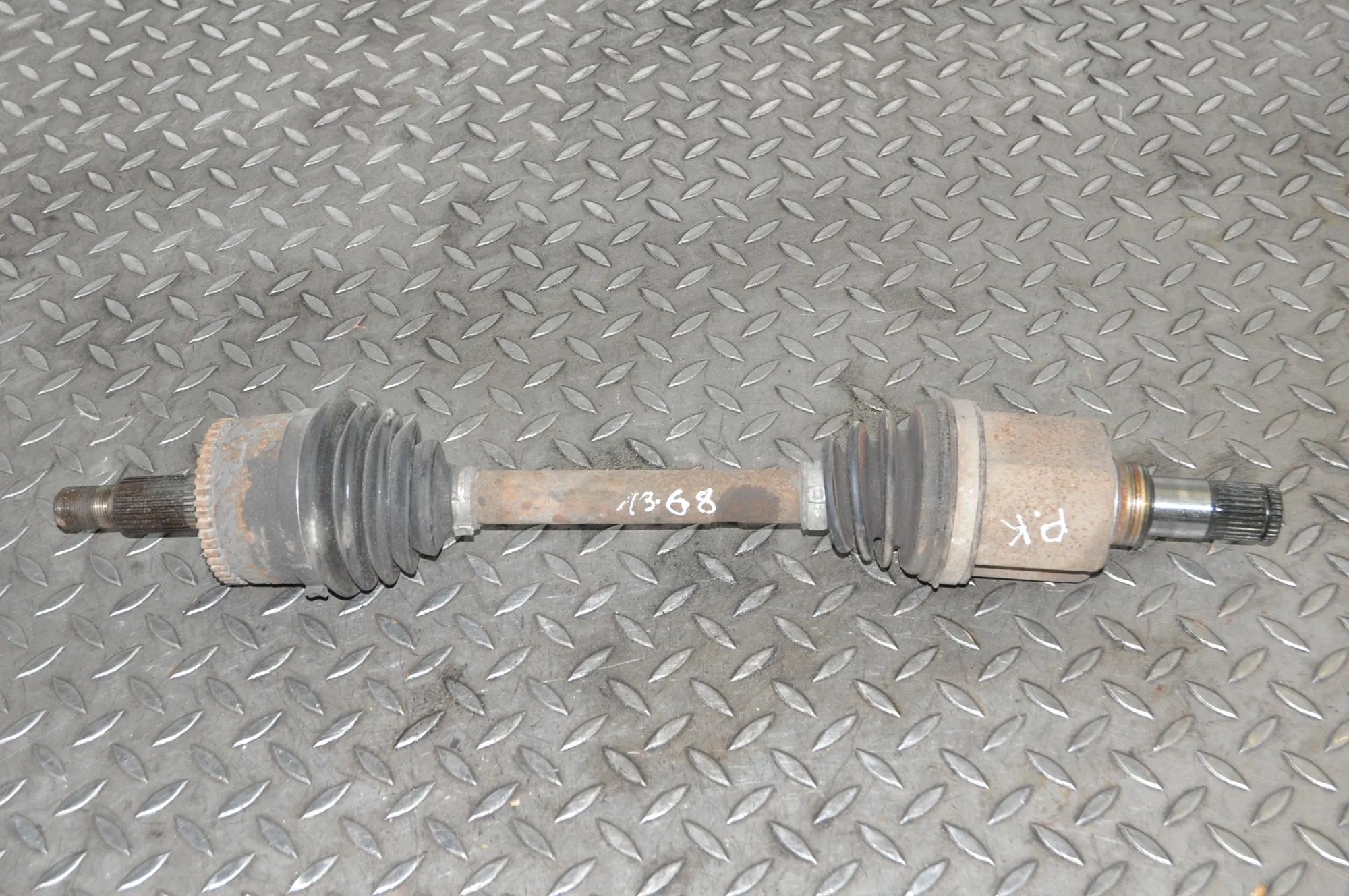 Land Rover Discovery Front Left Driveshaft Front Left Driveshaft — LAND ROVER DISCOVERY (I...