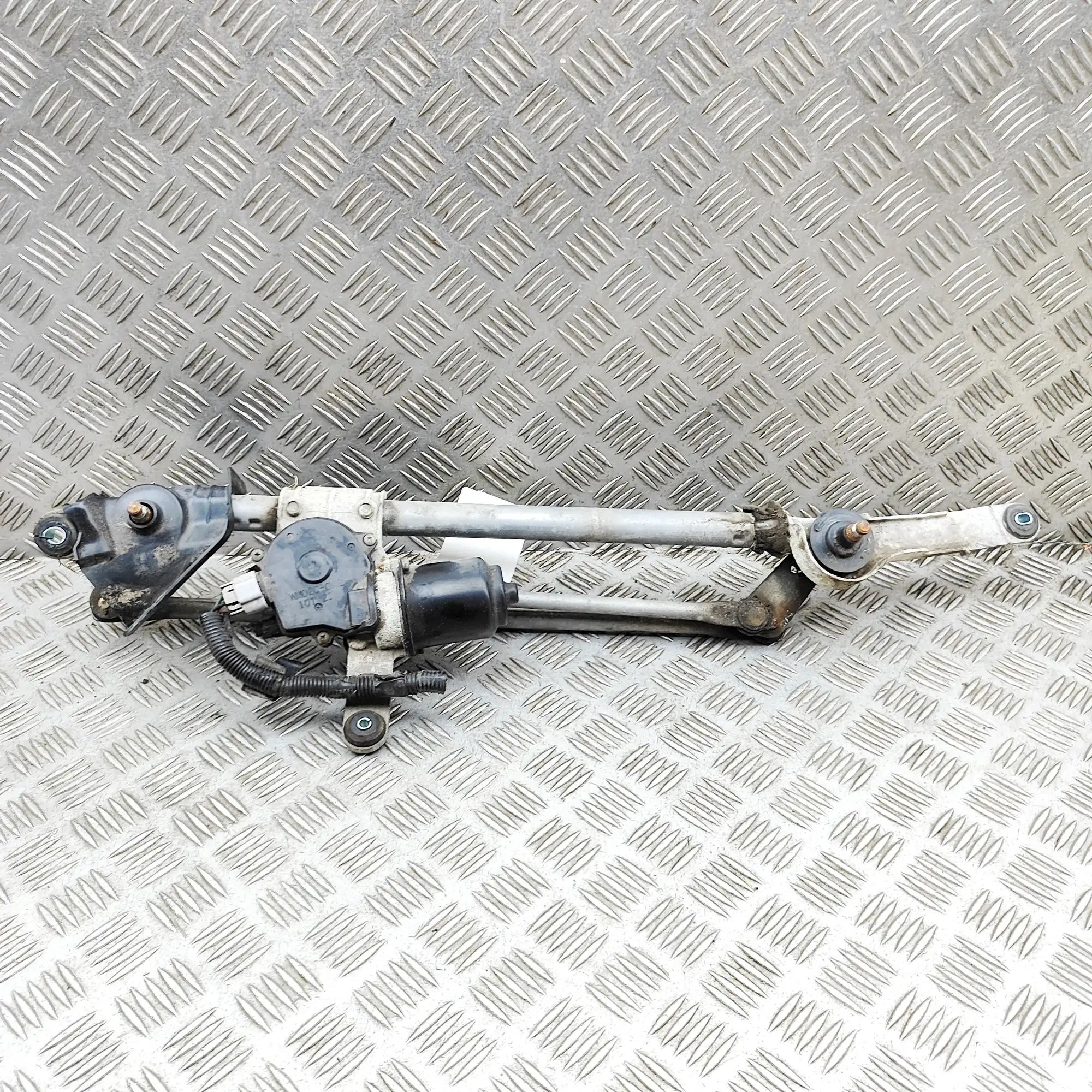 Subaru Legacy Front Windshield Wiper Mechanism Front Windshield Wiper Mechanism — SUBARU LEGAC...