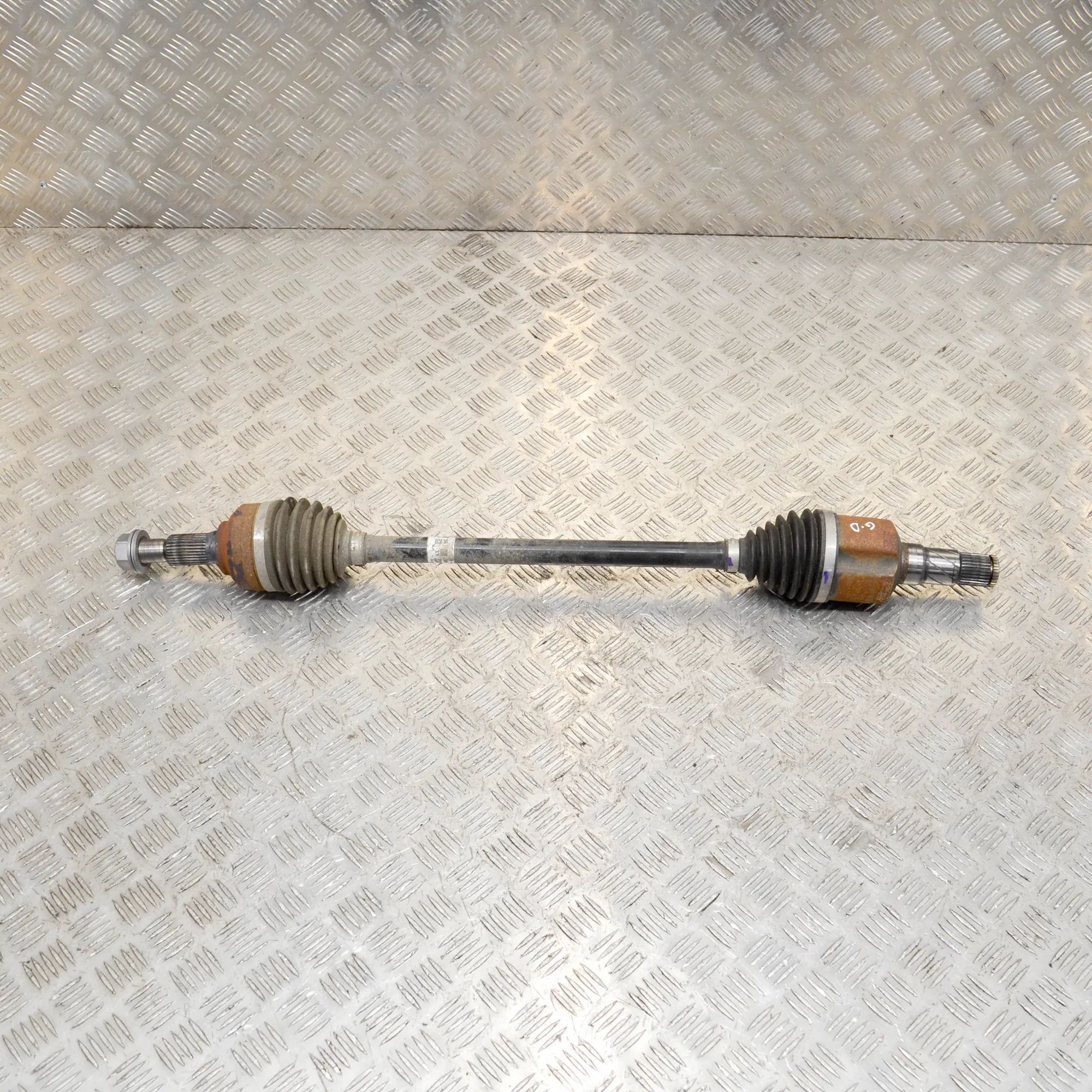 Tesla Model 3 Rear Right Driveshaft Rear Right Driveshaft — TESLA MODEL 3 (2018-......