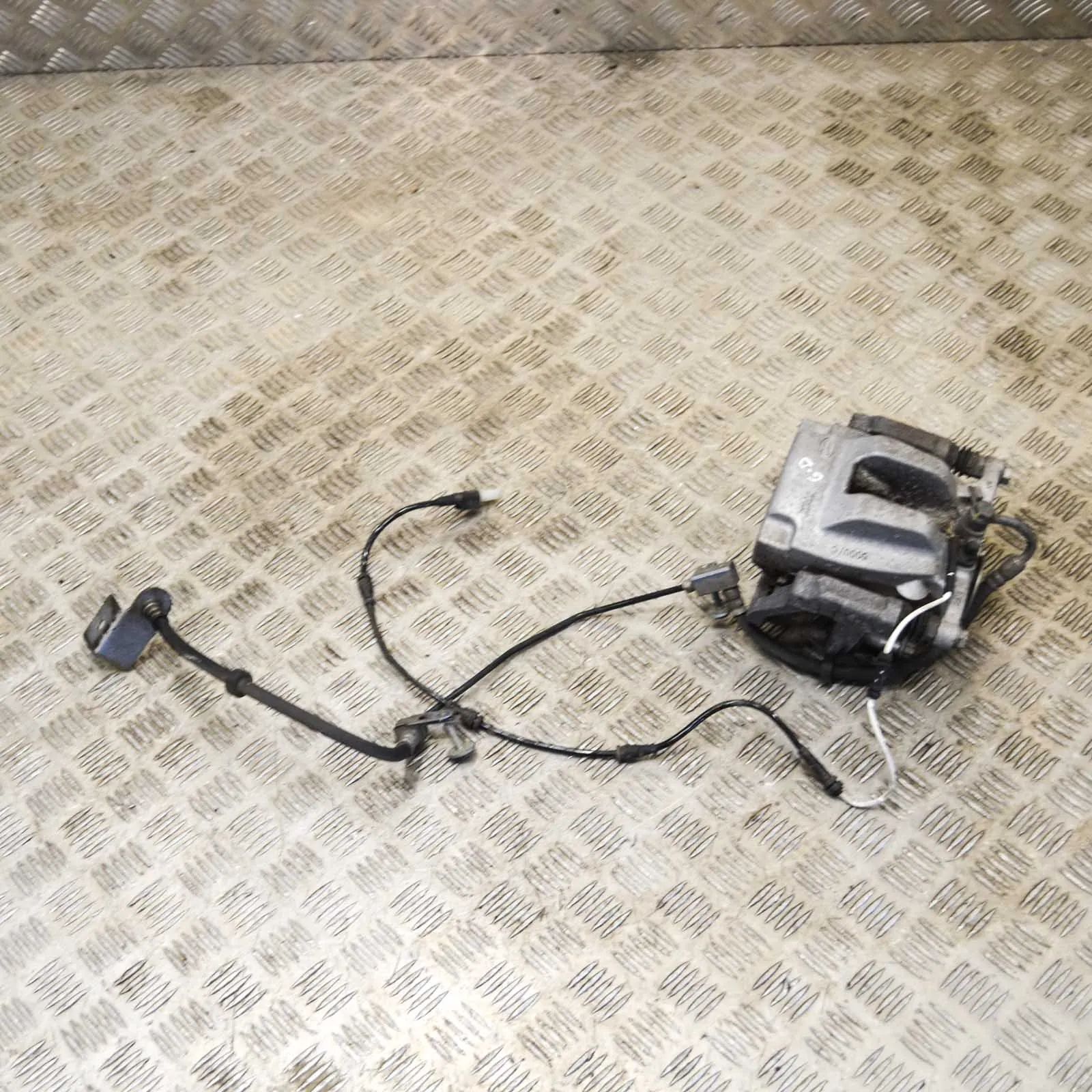 Land Rover Range Rover (L405) Brake caliper — rear right Brake caliper — rear right — LAND ROVER RANGE R...