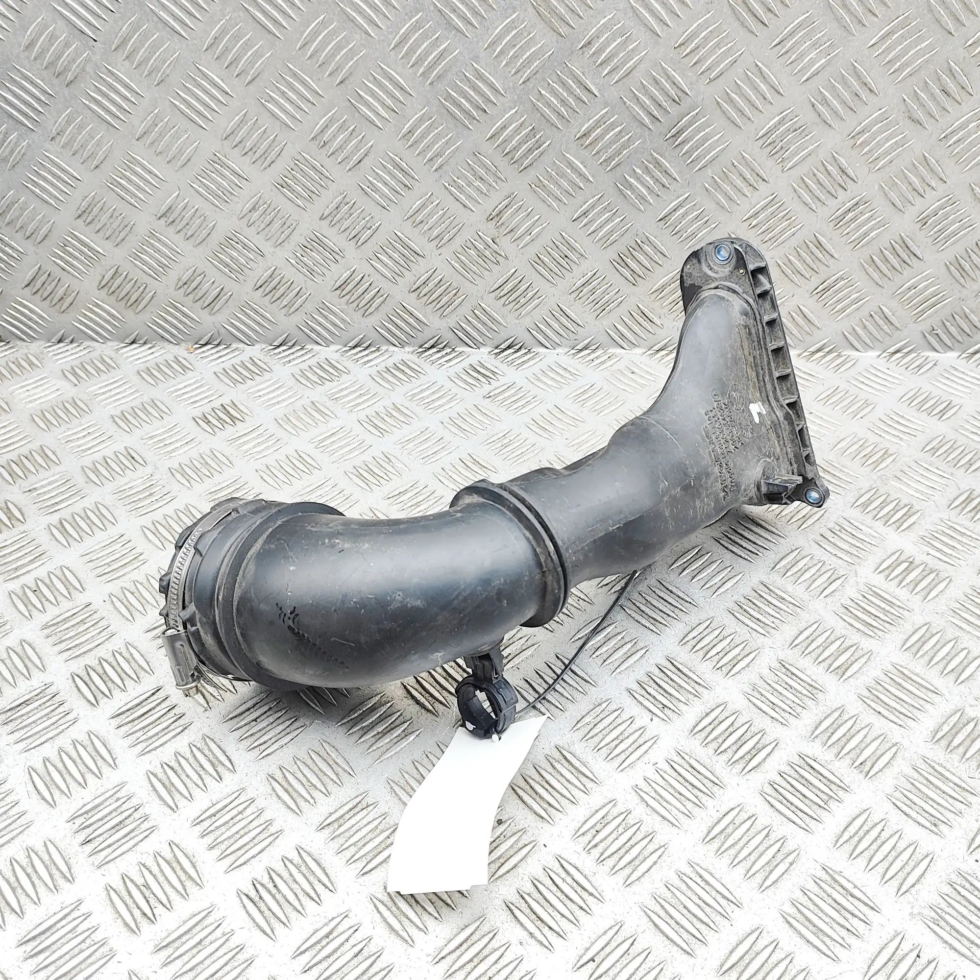 Renault Zoe Air Intake Tube Air Intake Tube — RENAULT ZOE (BFM_) (2012-...)...
