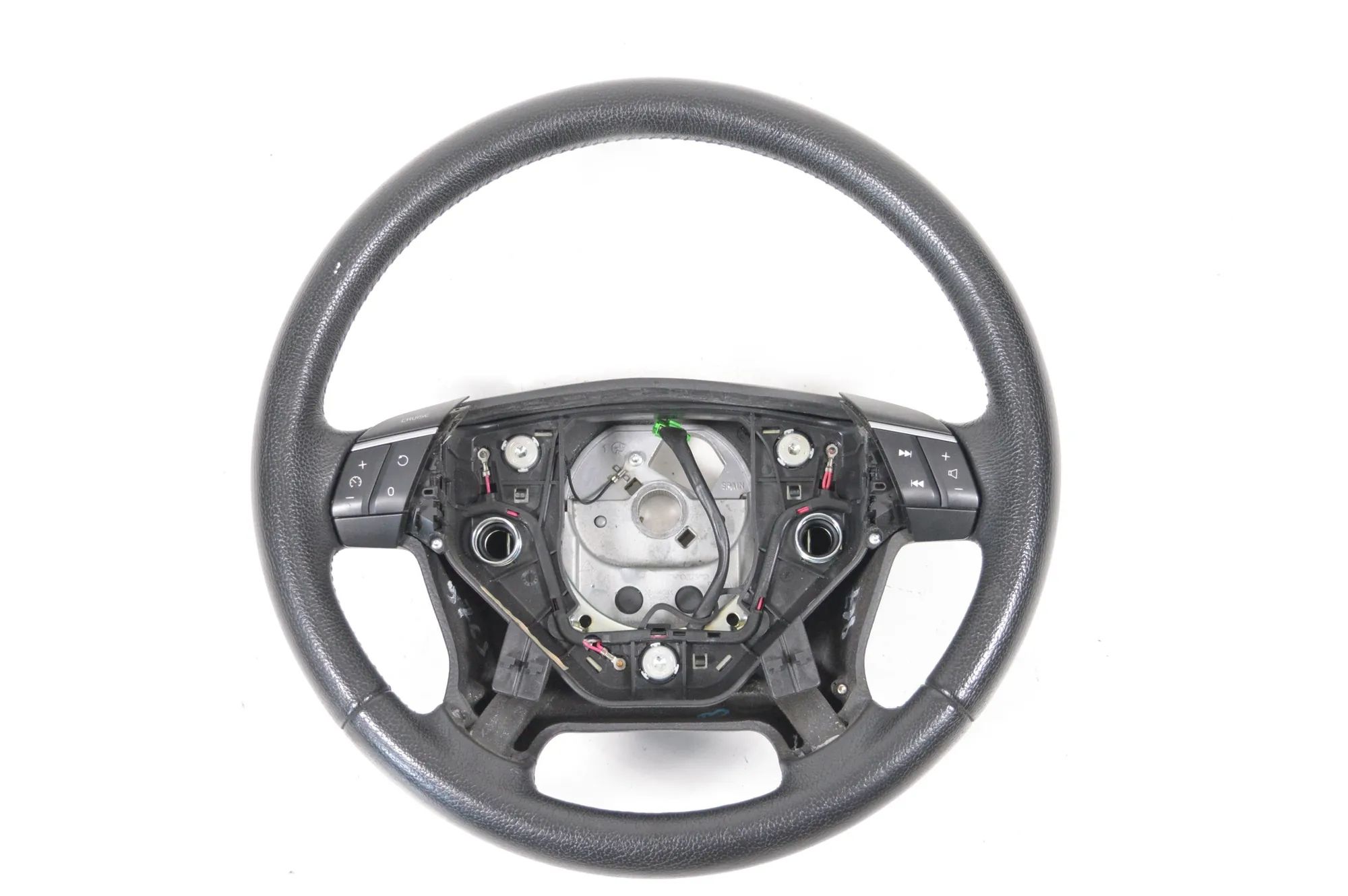 Volvo XC90 steering wheel Steering Wheel — VOLVO XC90 (I) (2002-2014) — 3...