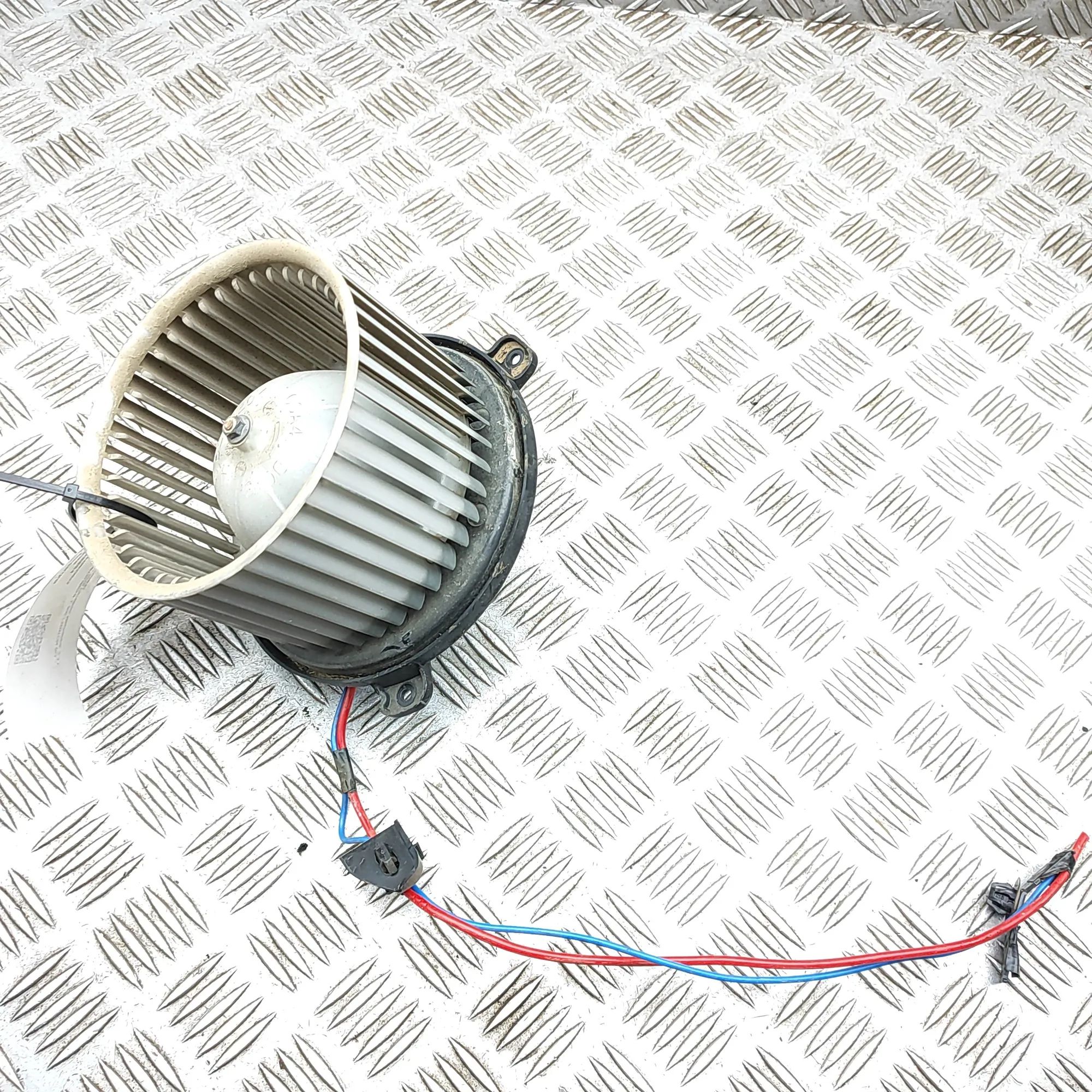 Mitsubishi Eclipse Cross Heater Blower Fan Heater Blower Fan — MITSUBISHI L (200 / TRITON ...