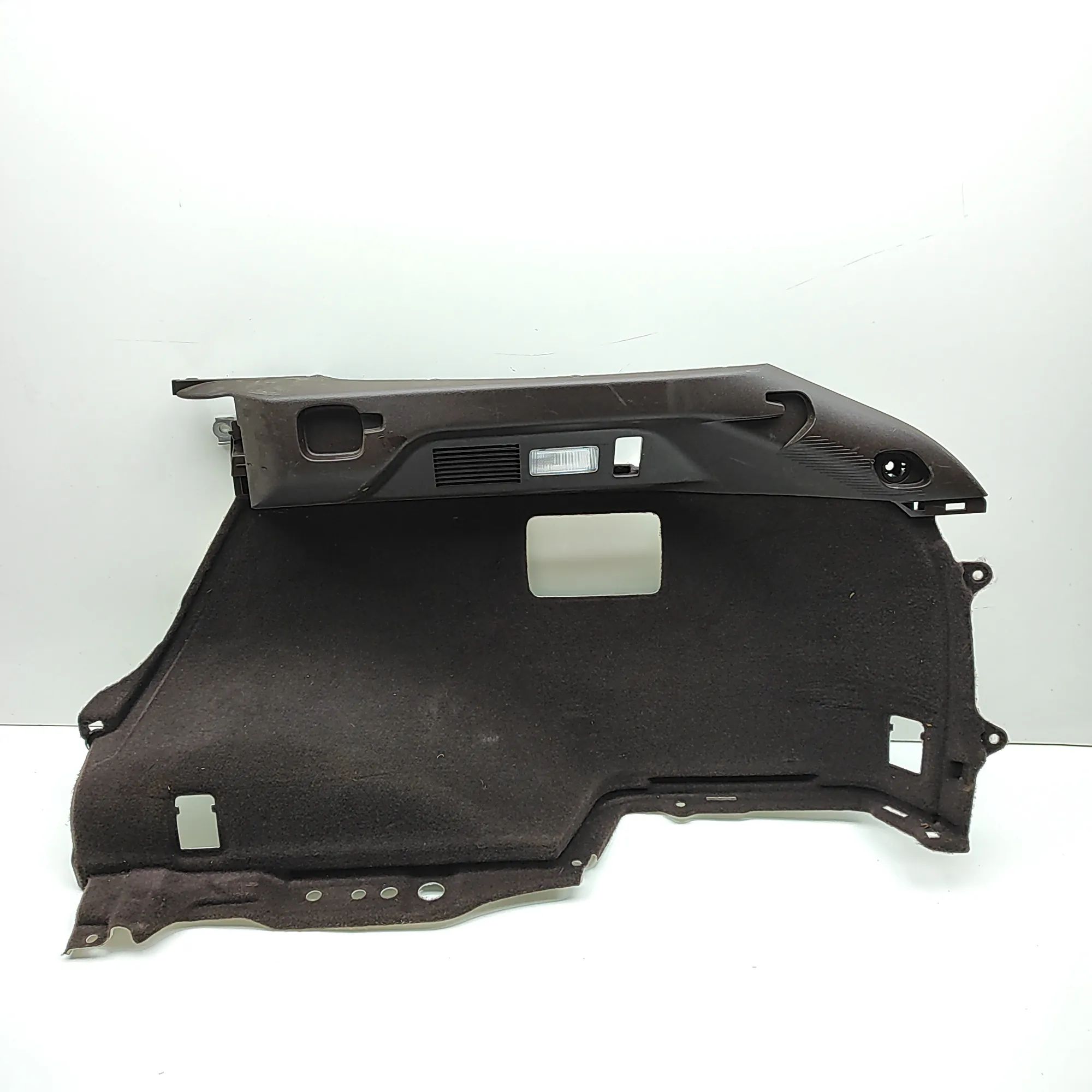 Lexus RX Right Side Trunk Trim Right Side Trunk Trim — LEXUS RX (_L2_) (2015-....