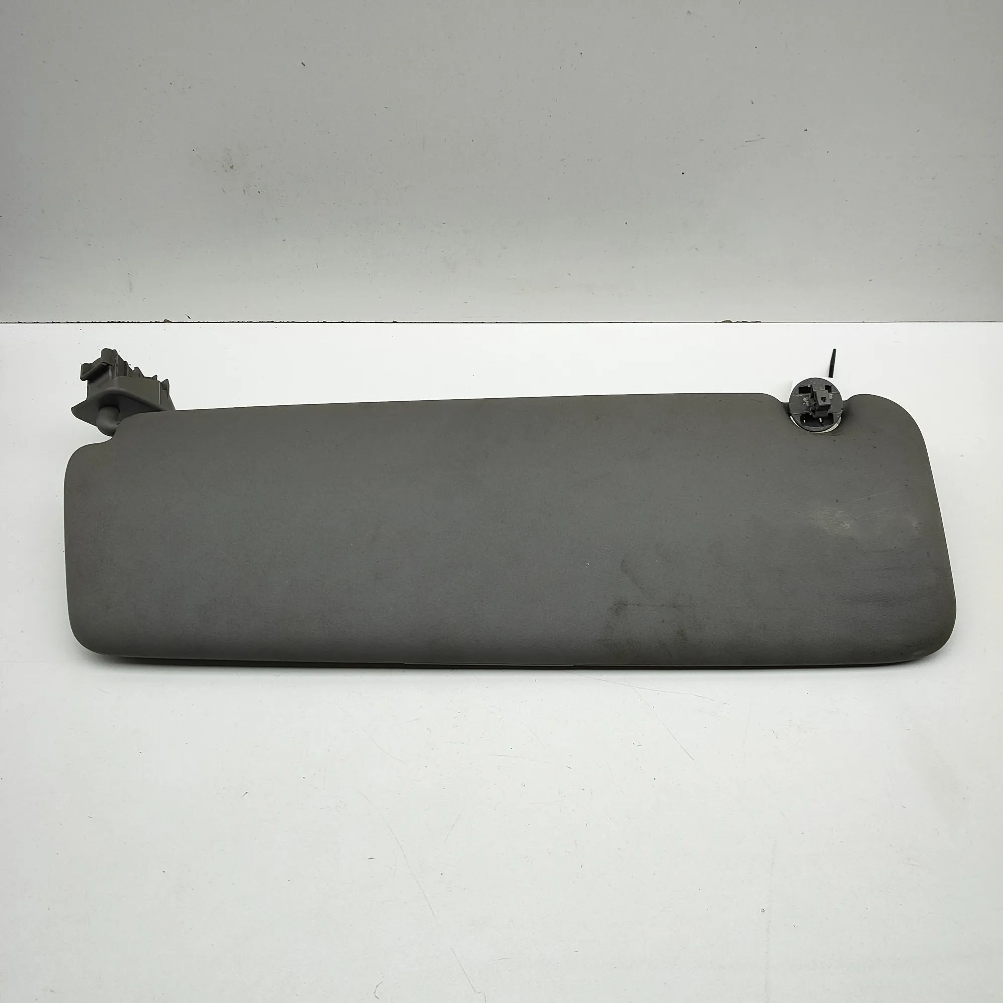 Renault Master Sun visor — right Sun visor — right — RENAULT MASTER (III Van FV)...