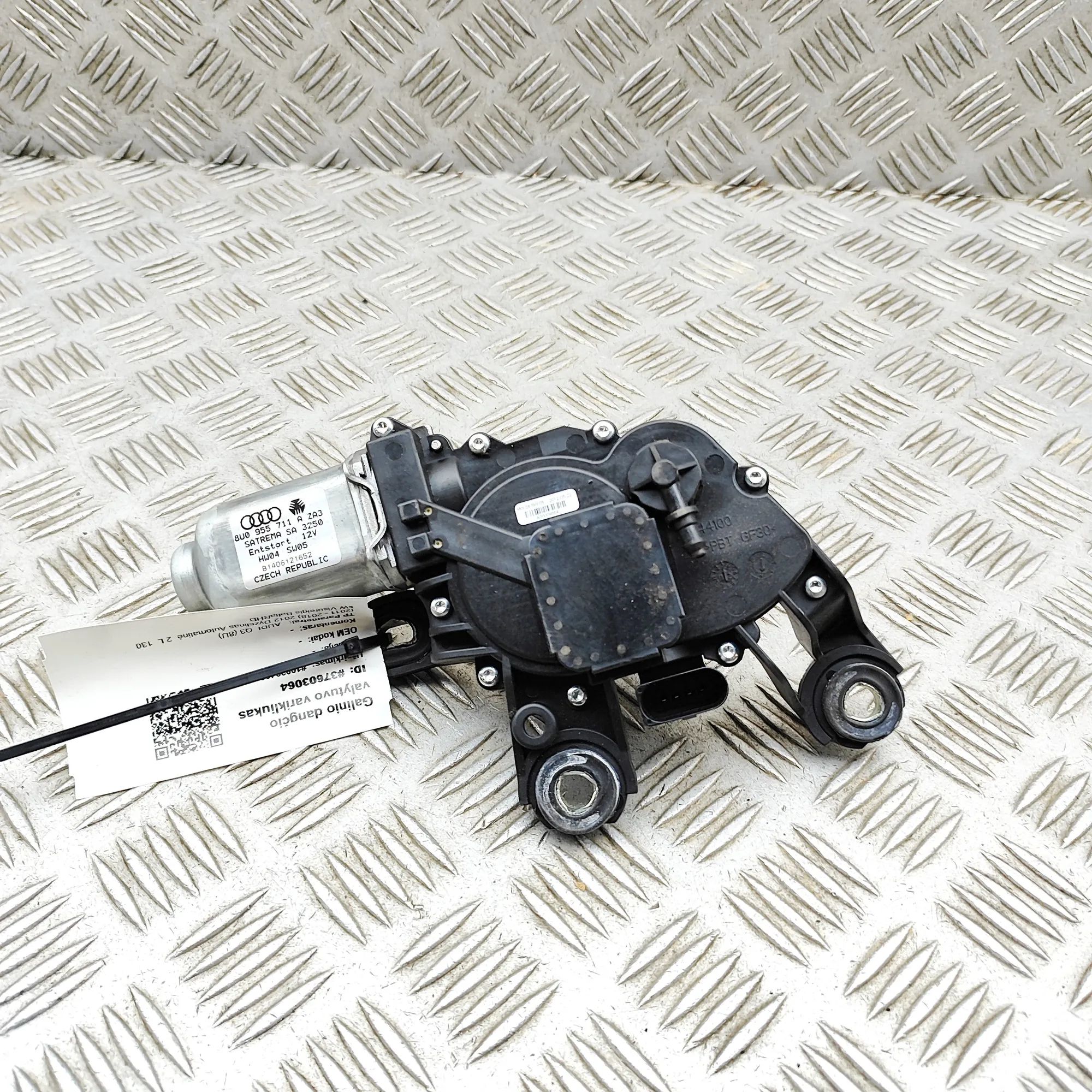 Audi Q3 (8U) Мотор стеклоочистителя Tailgate wiper motor — AUDI Q3 (8U) (2011-2018)...