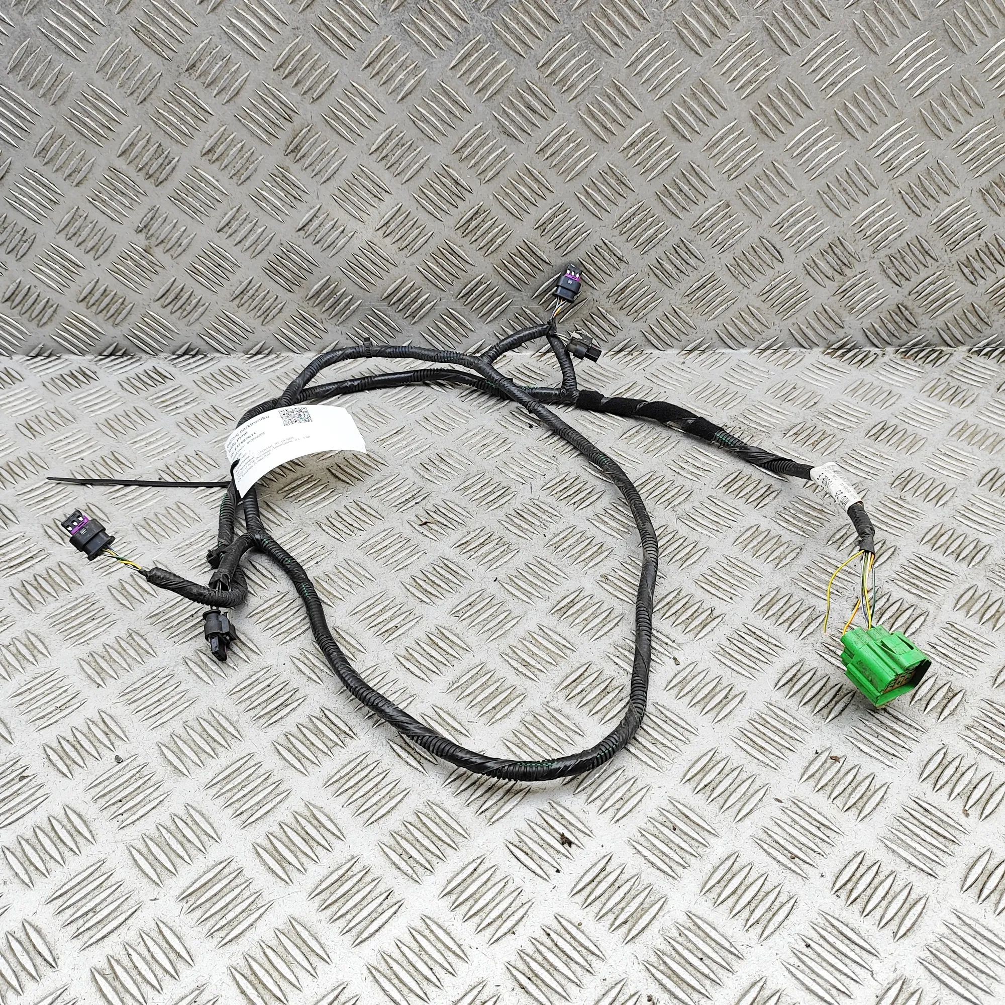 Jaguar XE Rear Parking Sensor Wiring Loom Rear Parking Sensor Wiring Loom — JAGUAR XE (X7...