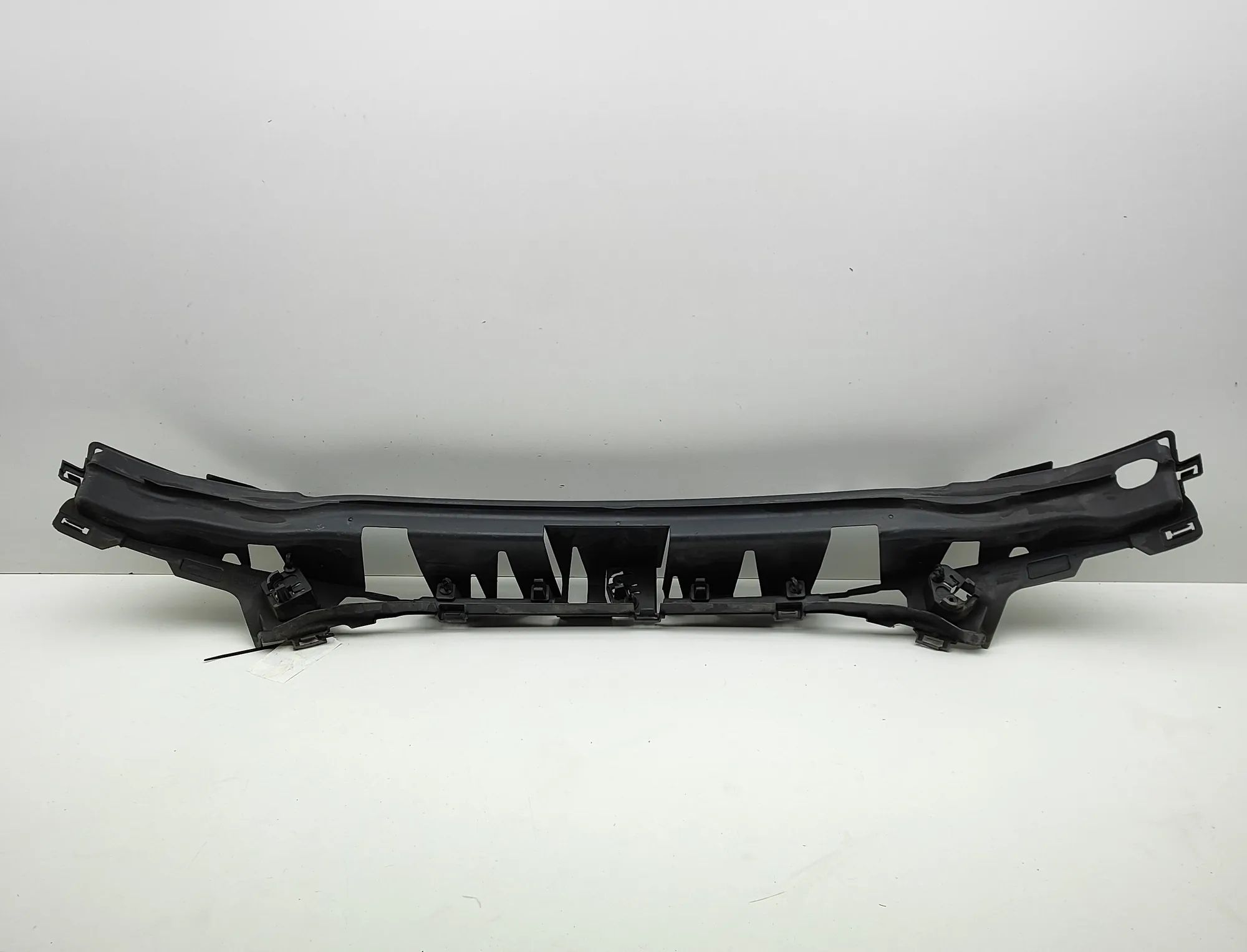 Volvo V40 Other Front Bumper Parts Other Front Bumper Parts — VOLVO V40 (Hatchback...