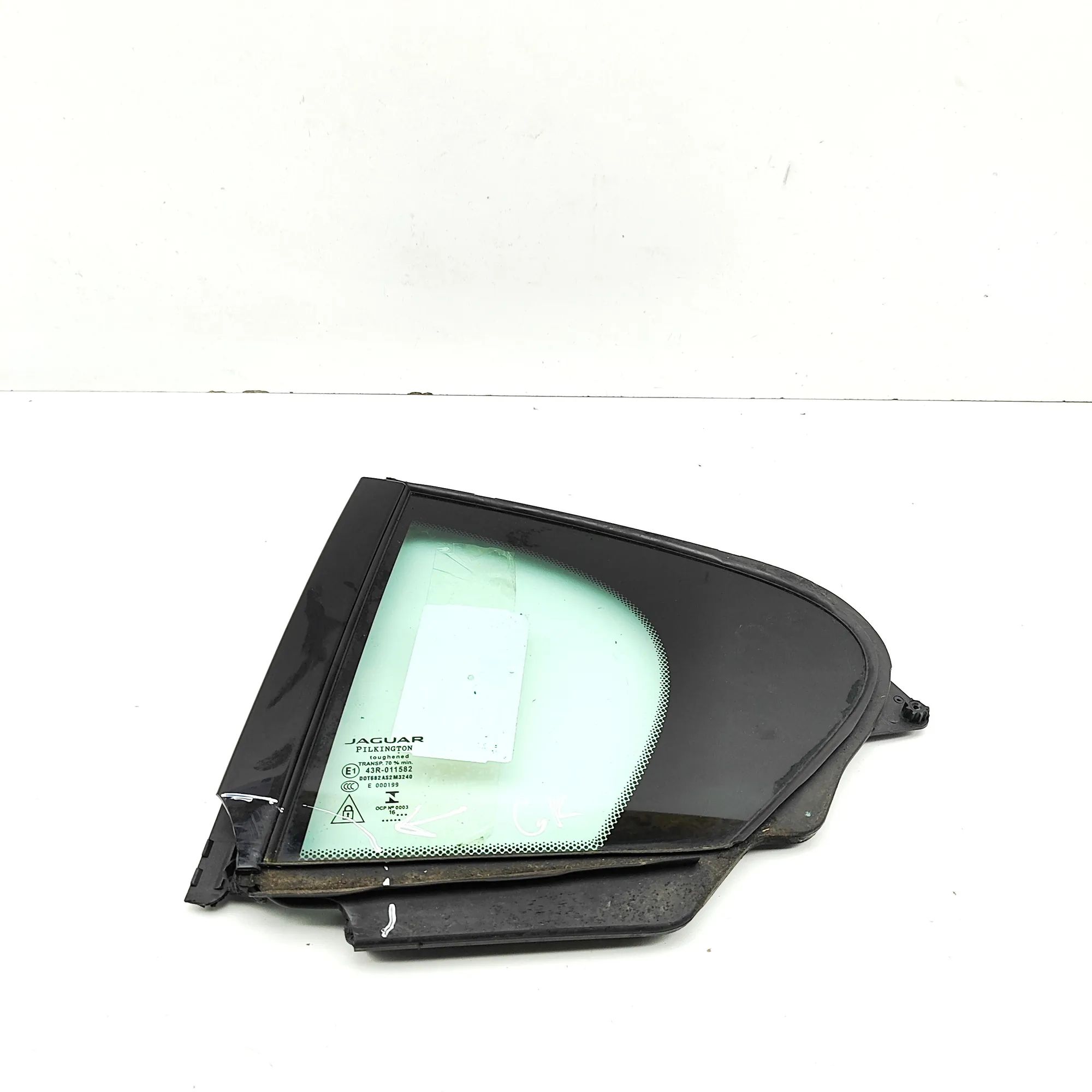 Jaguar XE Rear door left-hand window Rear door left-hand window — JAGUAR XE (X760) (...