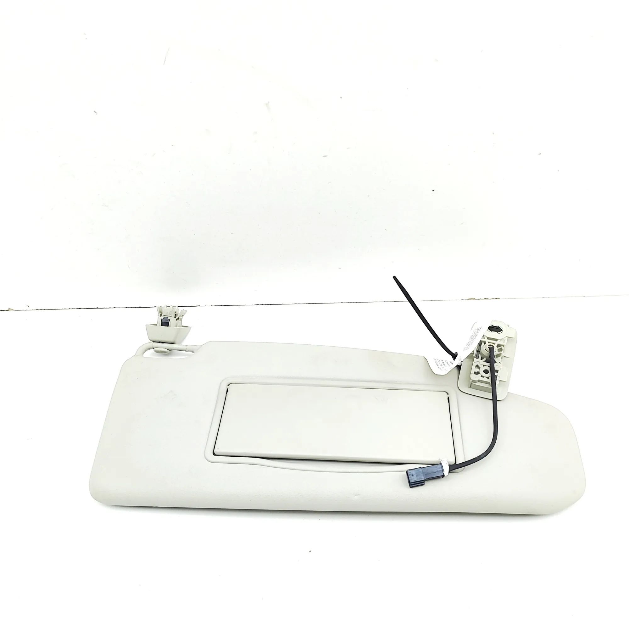 Volvo V40 Sun visor — right Sun visor — right — VOLVO V40 (Hatchback) (2012...