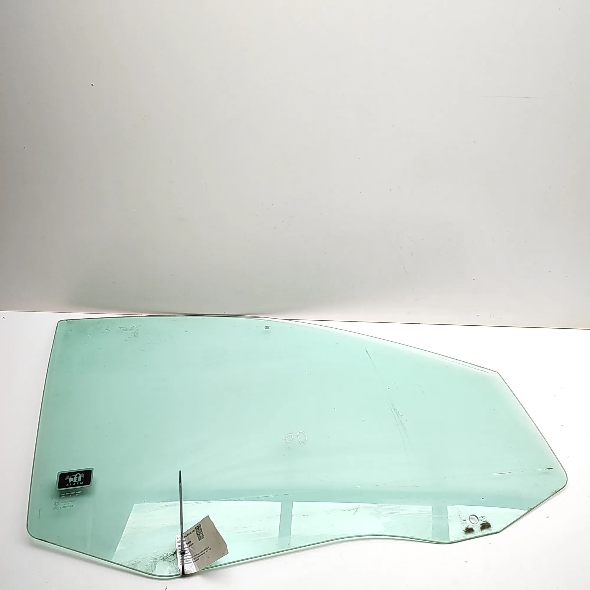 Chrysler Grand Voyager / Town & Country Front Right Door Window Front Right Door Window — CHRYSLER GRAND (VOYAG...
