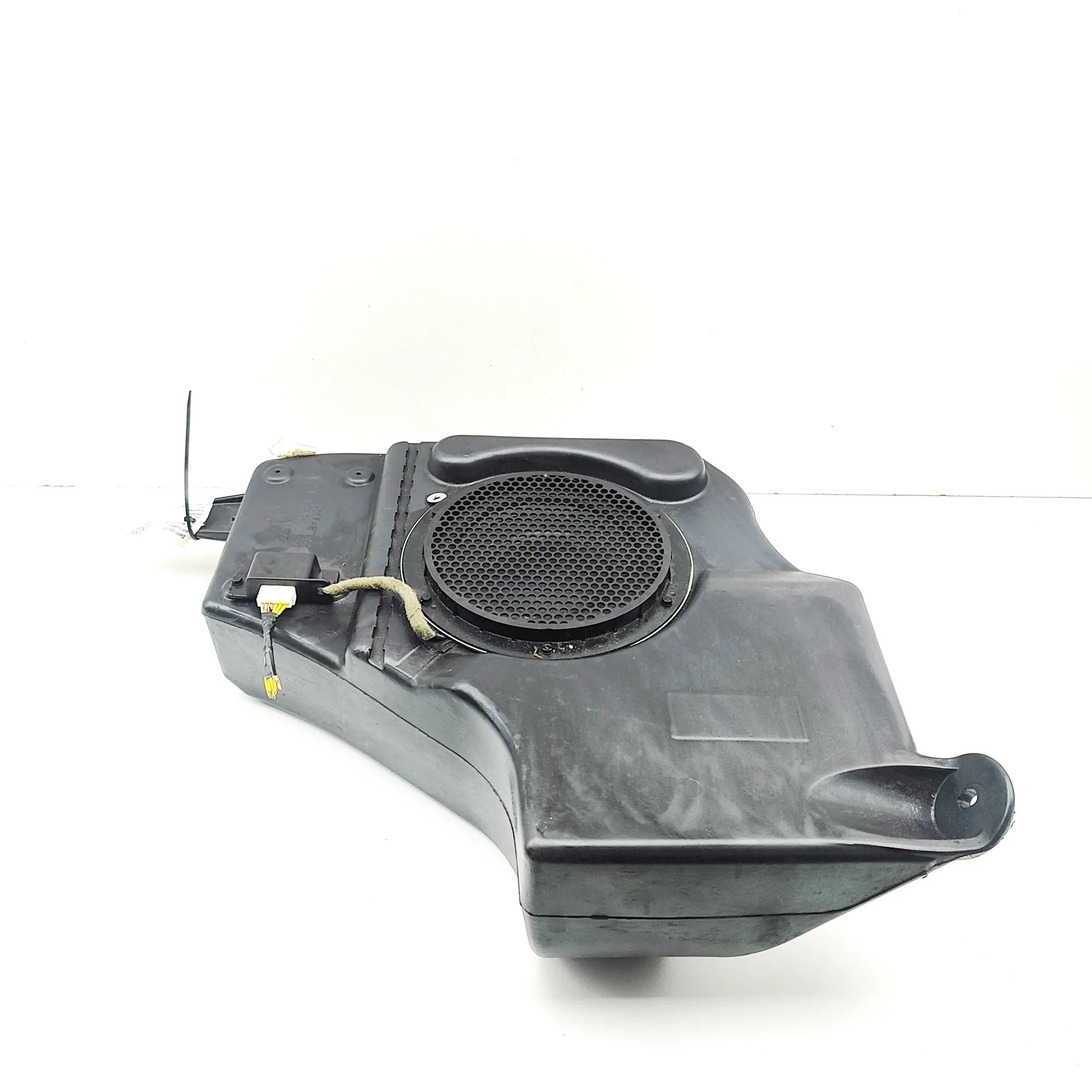 Jeep Compass Bassokaiuttimen Subwoofer — JEEP COMPASS (MK49) (2006-...) — 05...