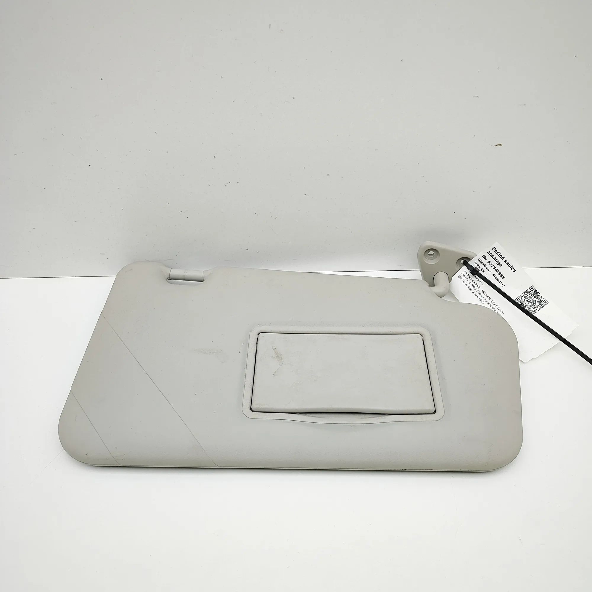 Nissan Leaf Sun visor — right Sun visor — right — NISSAN LEAF (ZE1) (2017-......