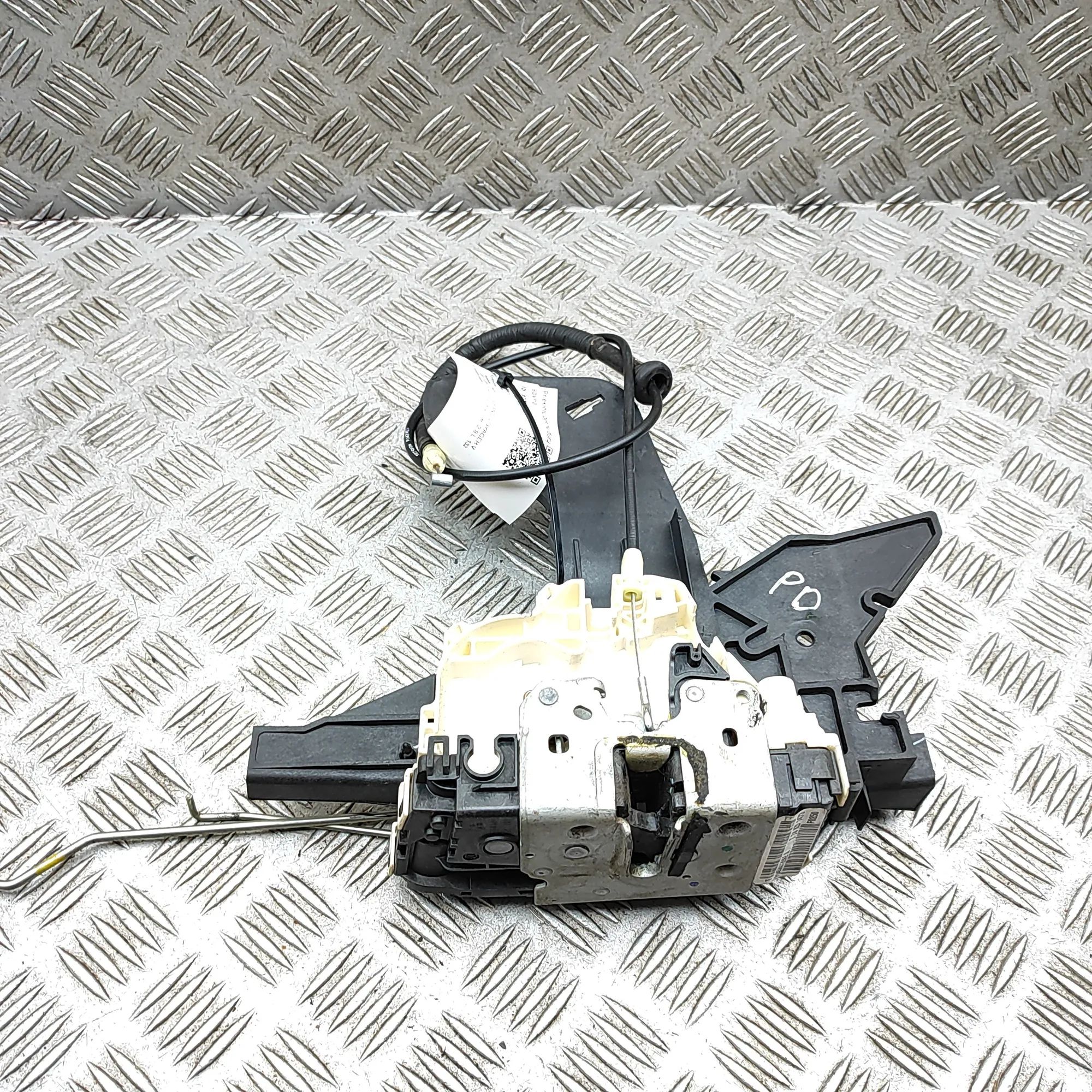Chrysler Grand Voyager / Town & Country Door lock — front right Door lock — front right — CHRYSLER GRAND (VOYAG...