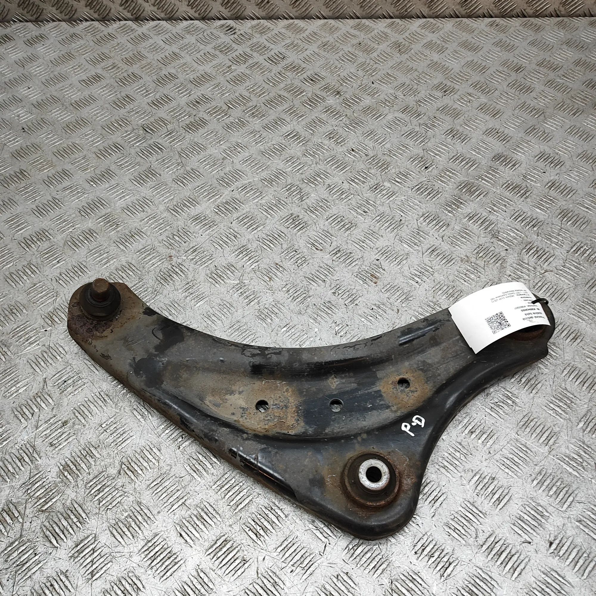 Nissan Leaf Front Right Lower Control Arm Front Right Lower Control Arm — NISSAN LEAF (ZE...