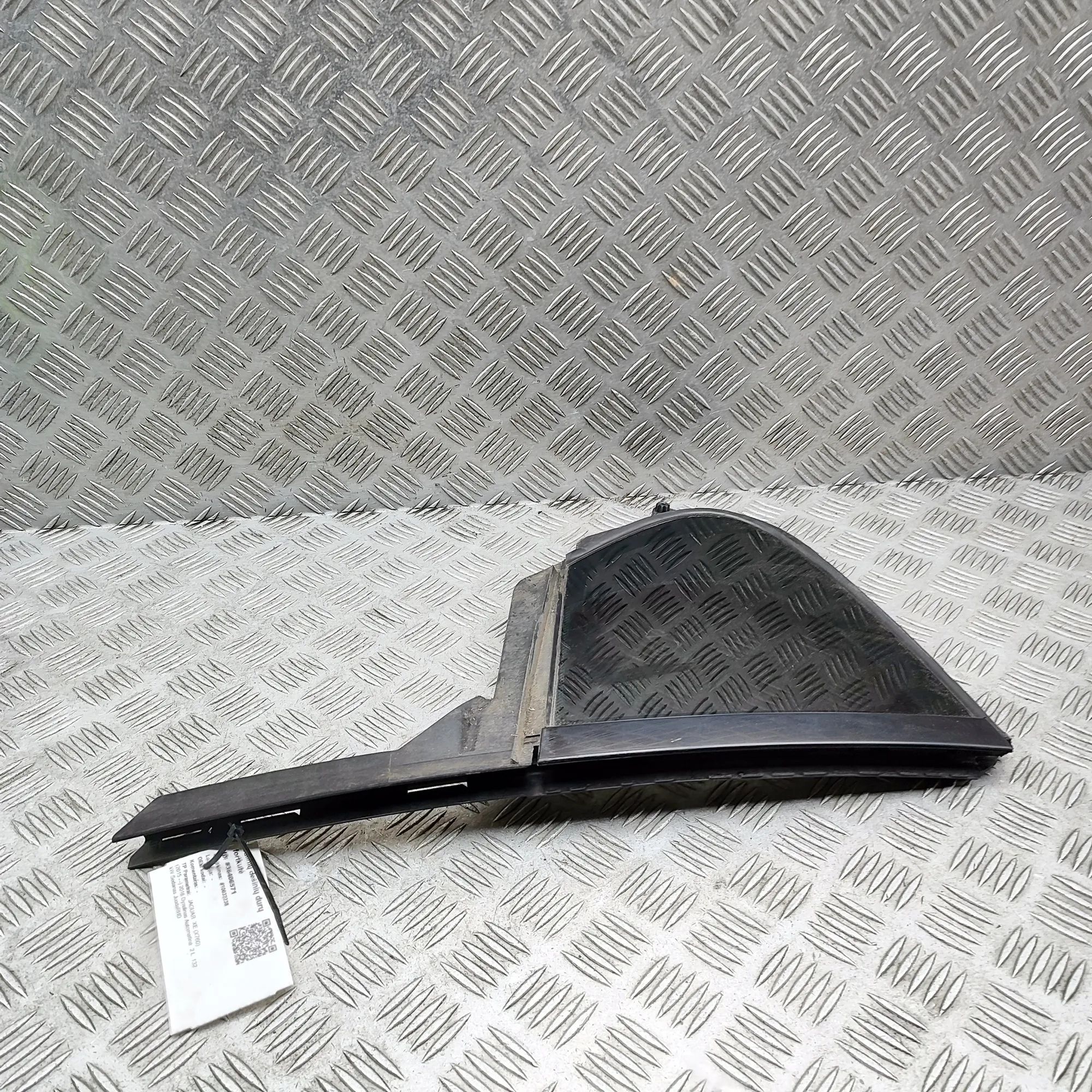 Jaguar XE Right rear door window Right rear door window — JAGUAR XE (X760) (2015...