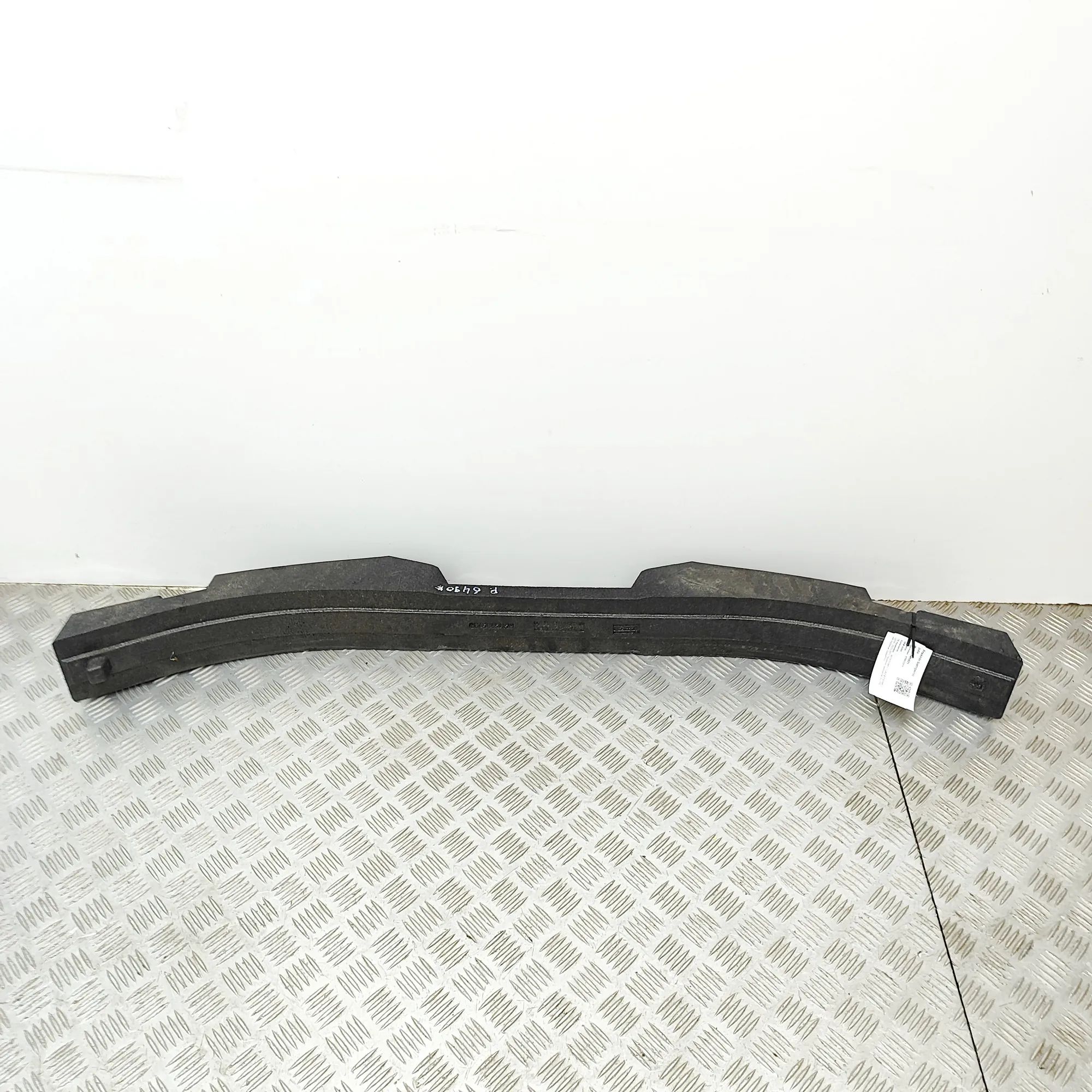 Alfa-Romeo Giulietta (940) Front bumper energy absorber Front bumper energy absorber — ALFA ROMEO GIULI...