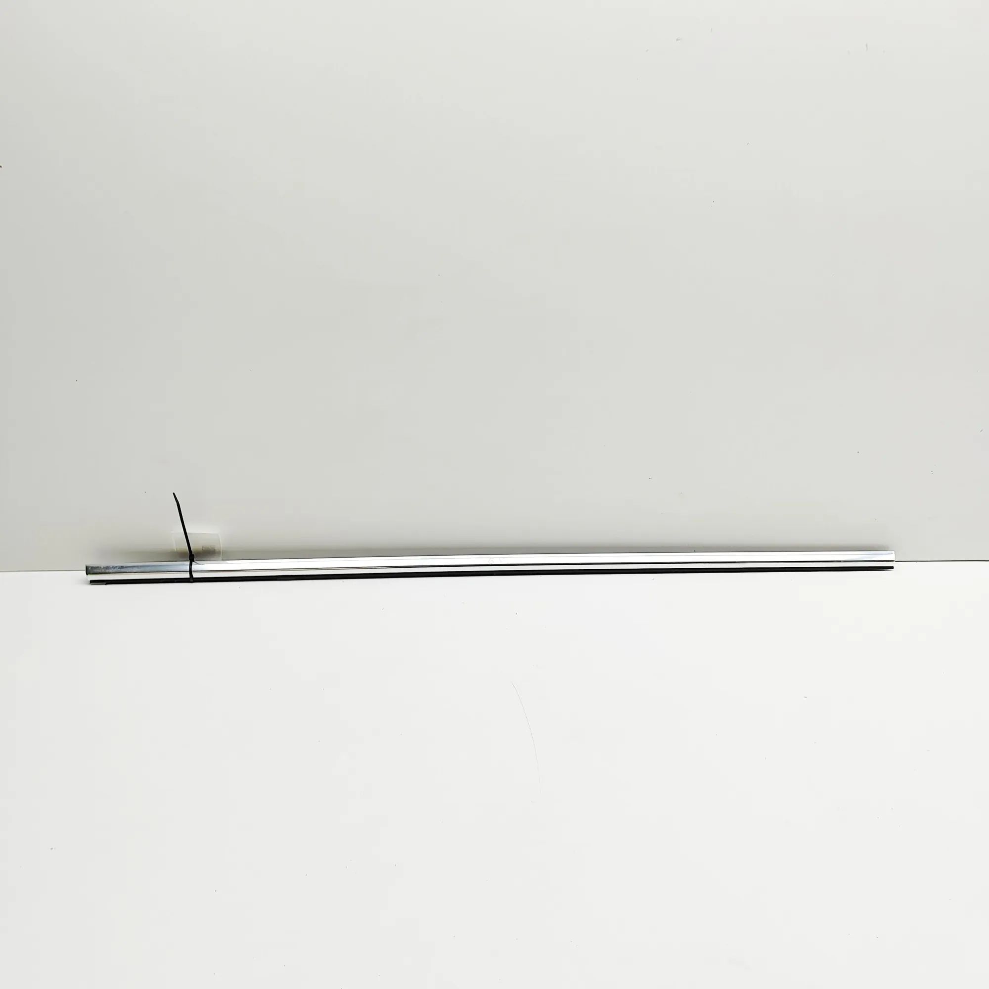 Seat Tarraco Door window strip — rear left Door window strip — rear left — SEAT TARRACO (K...
