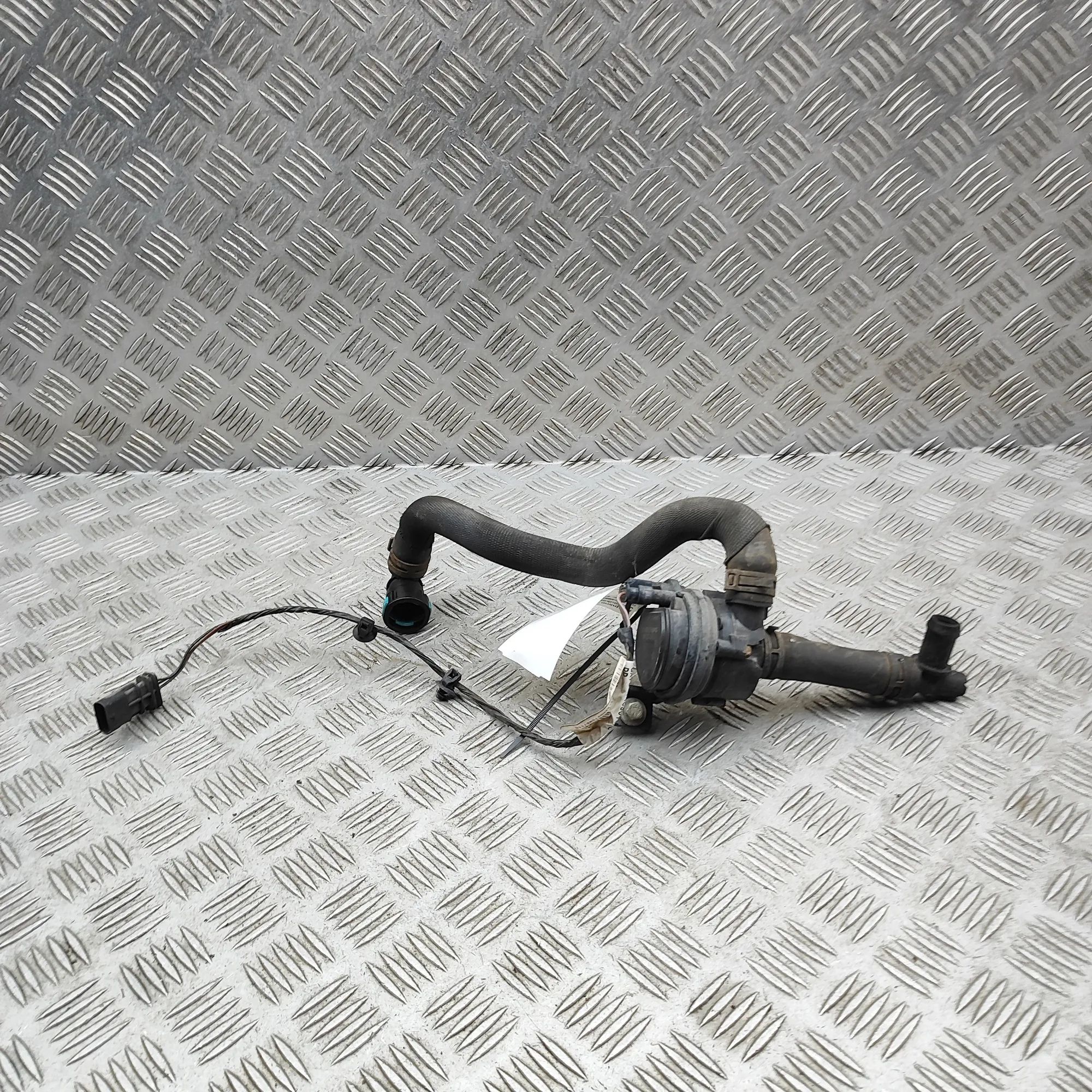 Jaguar XE Auxiliary Water Pump Auxiliary Water Pump — JAGUAR XE (X760) (2015-....