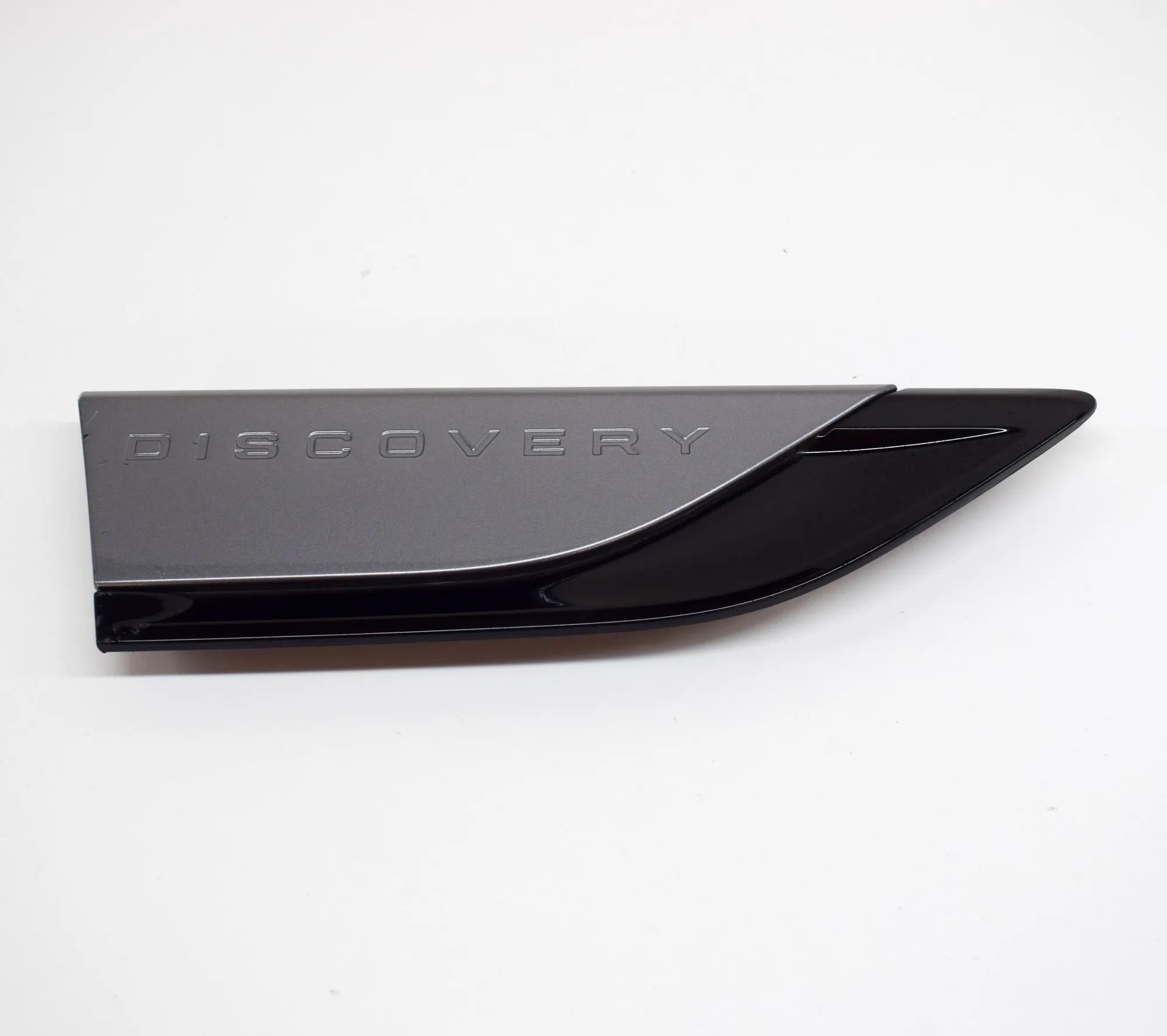 Land Rover Discovery Fender moulding — front right Fender moulding — front right — LAND ROVER DISC...