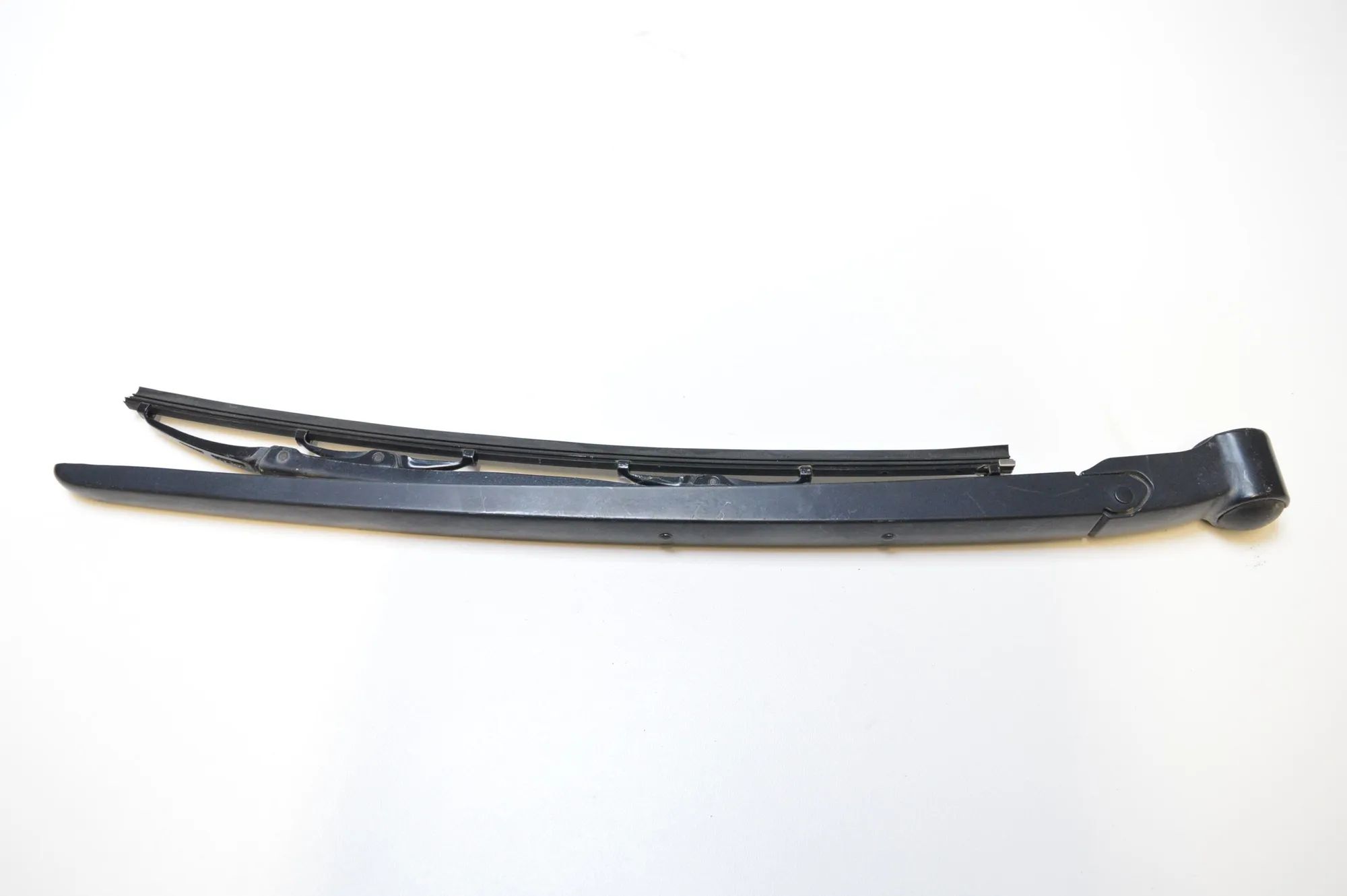 Land Rover Range Rover Sport Window wiper arm — rear Window wiper arm — rear — LAND ROVER RANGE ROVE...