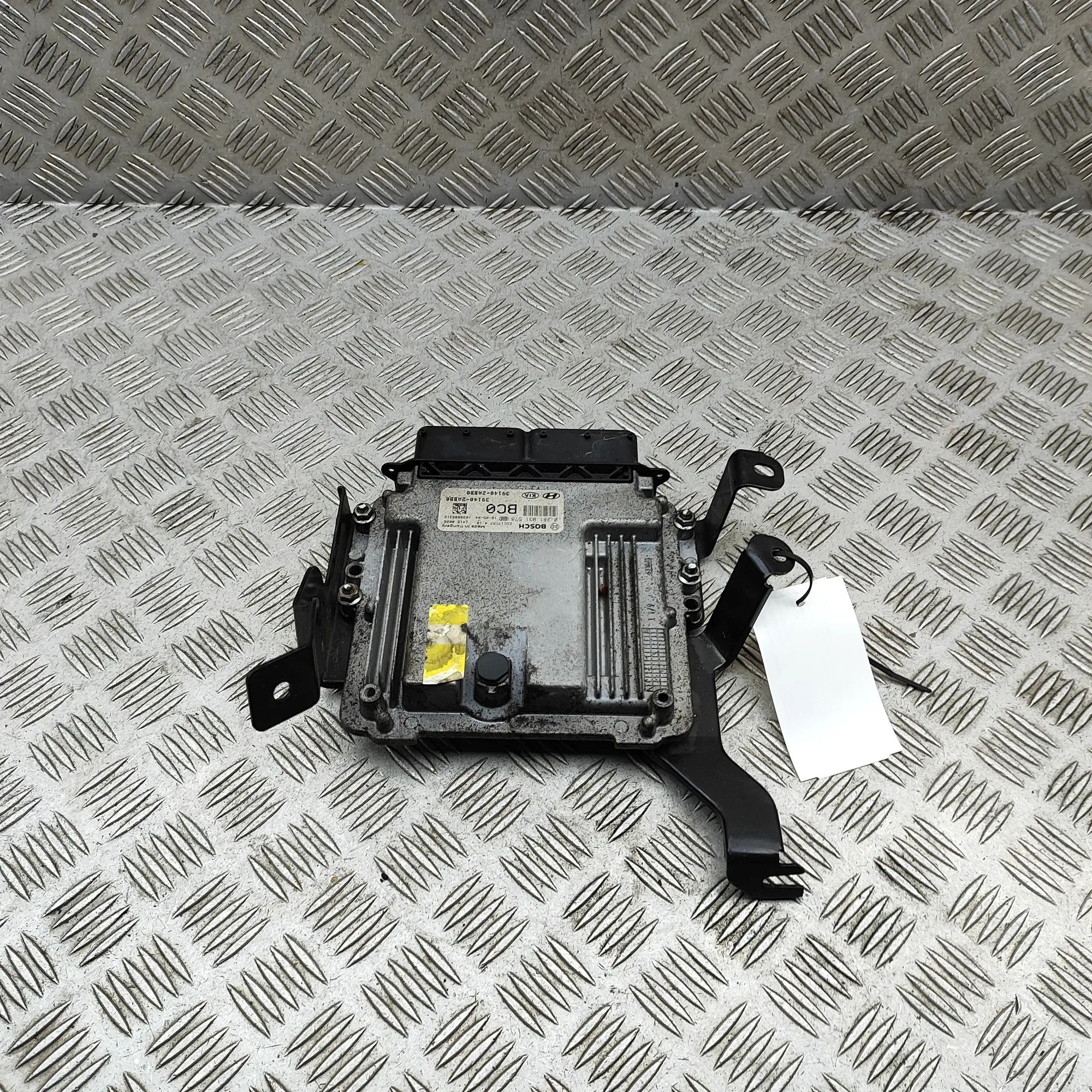Hyundai Tucson Engine Control Unit Engine Control Unit — HYUNDAI TUCSON (TL, TLE) ...