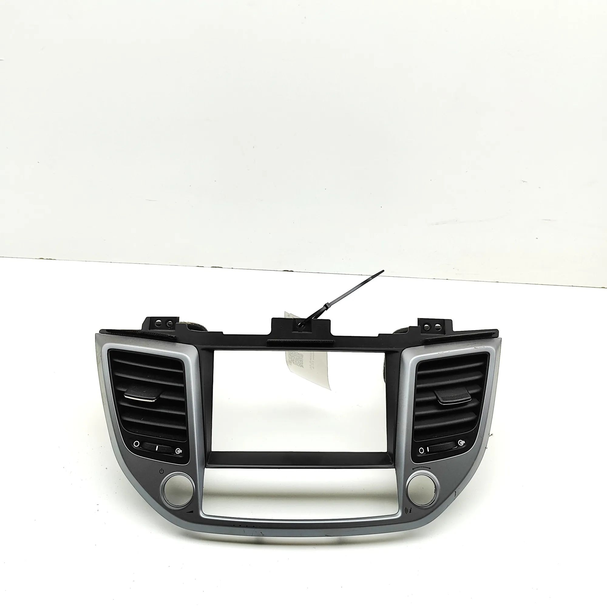 Hyundai Tucson Dashboard Air Vents Dashboard Air Vents — HYUNDAI TUCSON (TL, TLE) ...