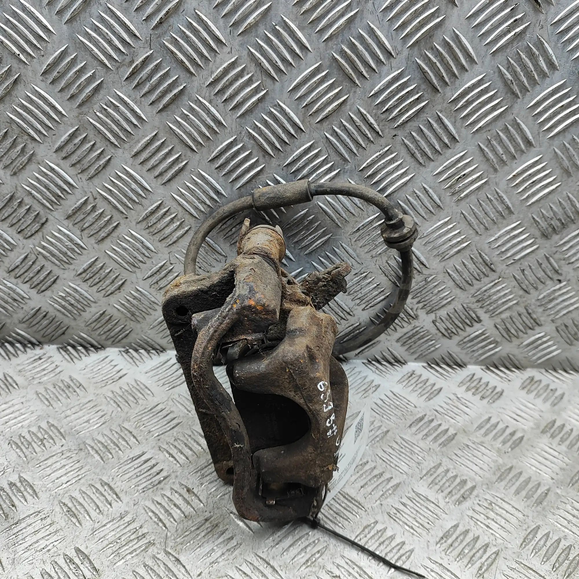 Renault Master Brake caliper — rear left Brake caliper — rear left — RENAULT MASTER (III...