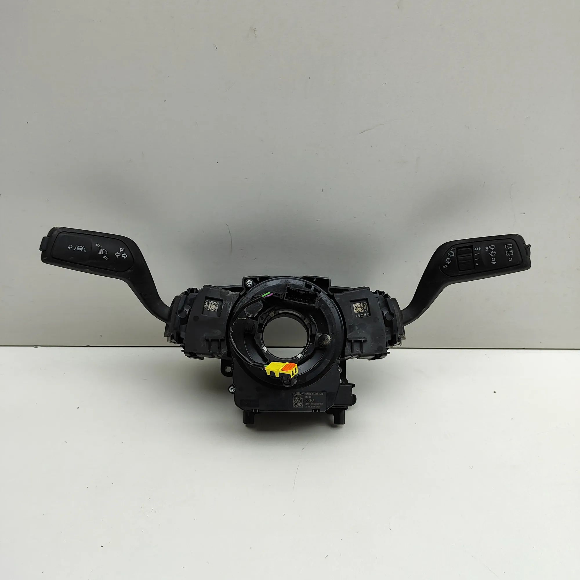 Ford Fiesta Indicator Wiper Stalk Switch Indicator Wiper Stalk Switch — FORD FIESTA (VII...