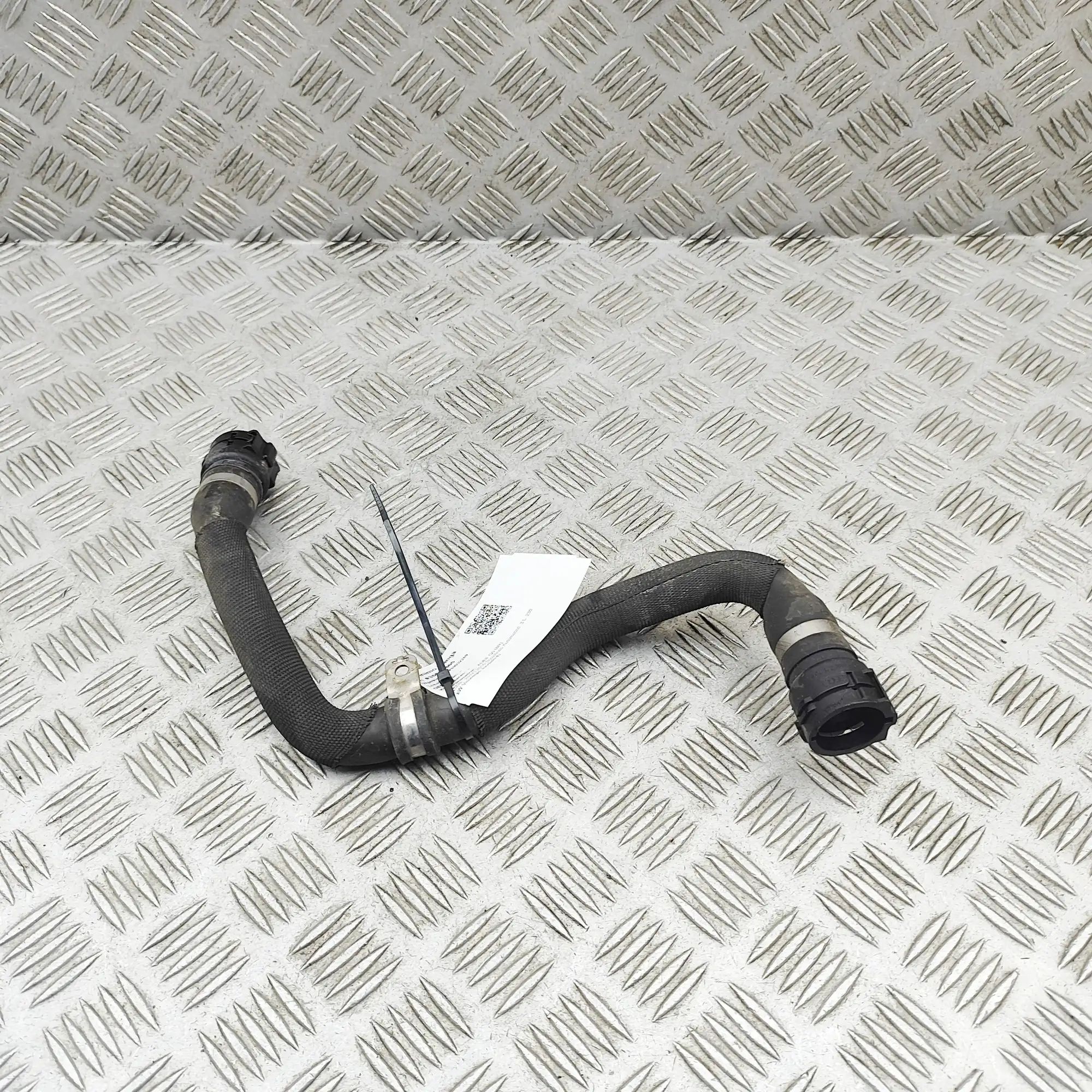 Audi Q5 (8R) Jahutuslõdviku kolmik Coolant hose — AUDI Q5 (8R) (2008-2017) — 8R012...