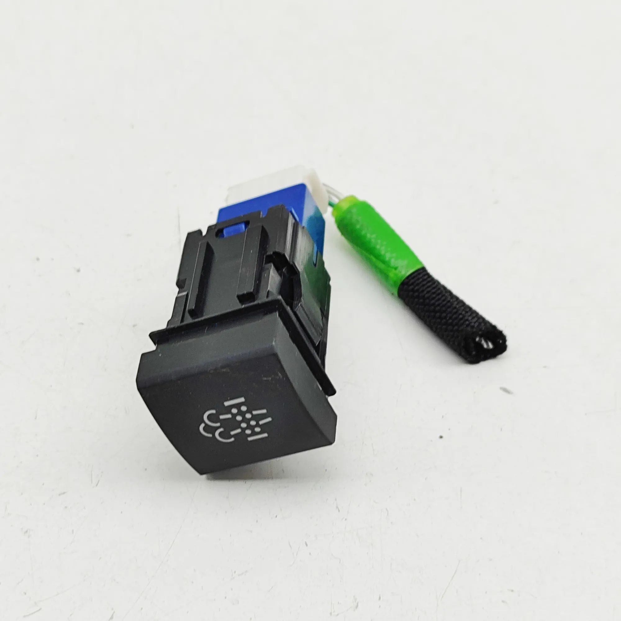 Toyota Land Cruiser 150 katkaisijat Switches — TOYOTA LAND CRUISER (_J15_) (2009-.....