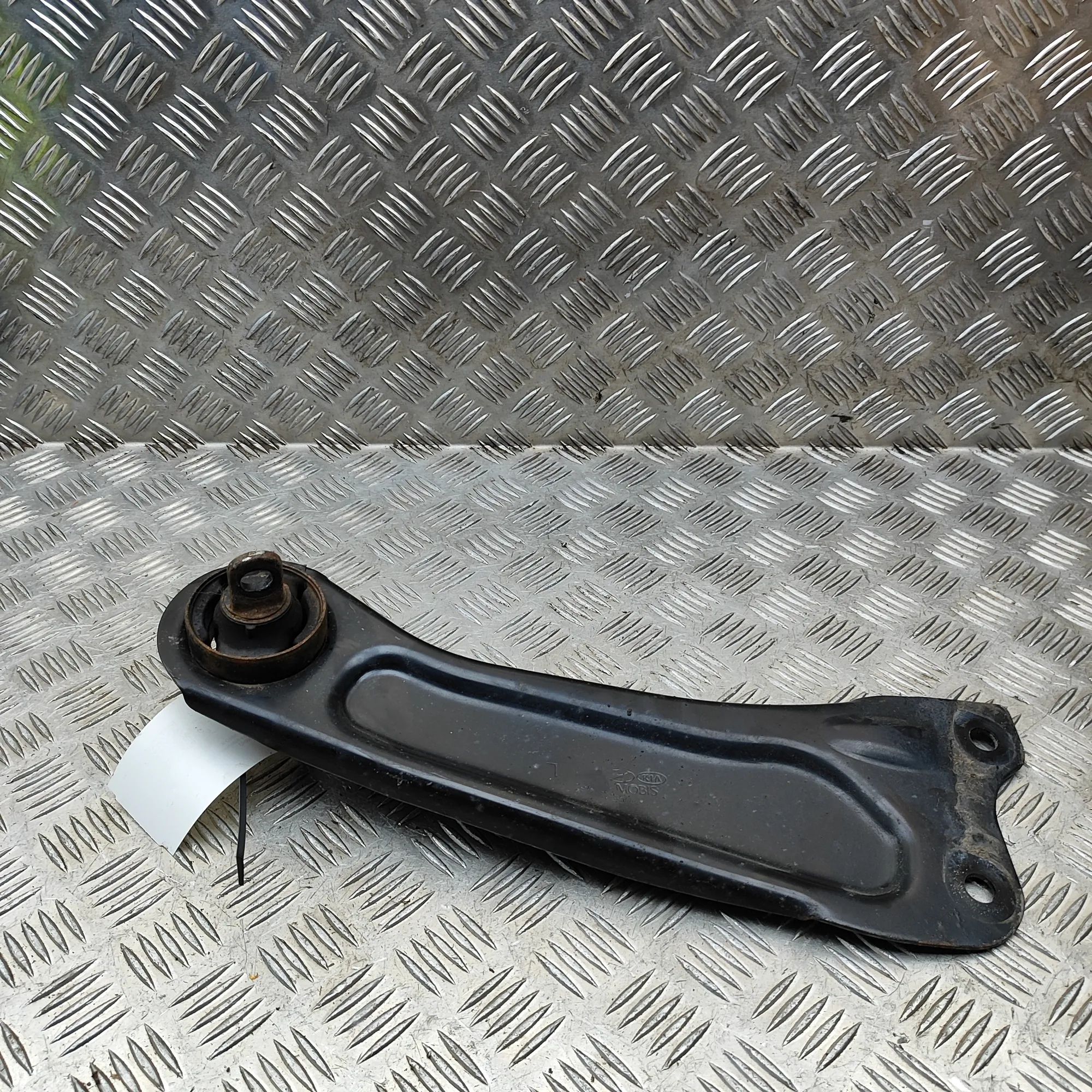 Kia Niro Control arm — rear left Control arm — rear left — KIA NIRO (II) (2022-....