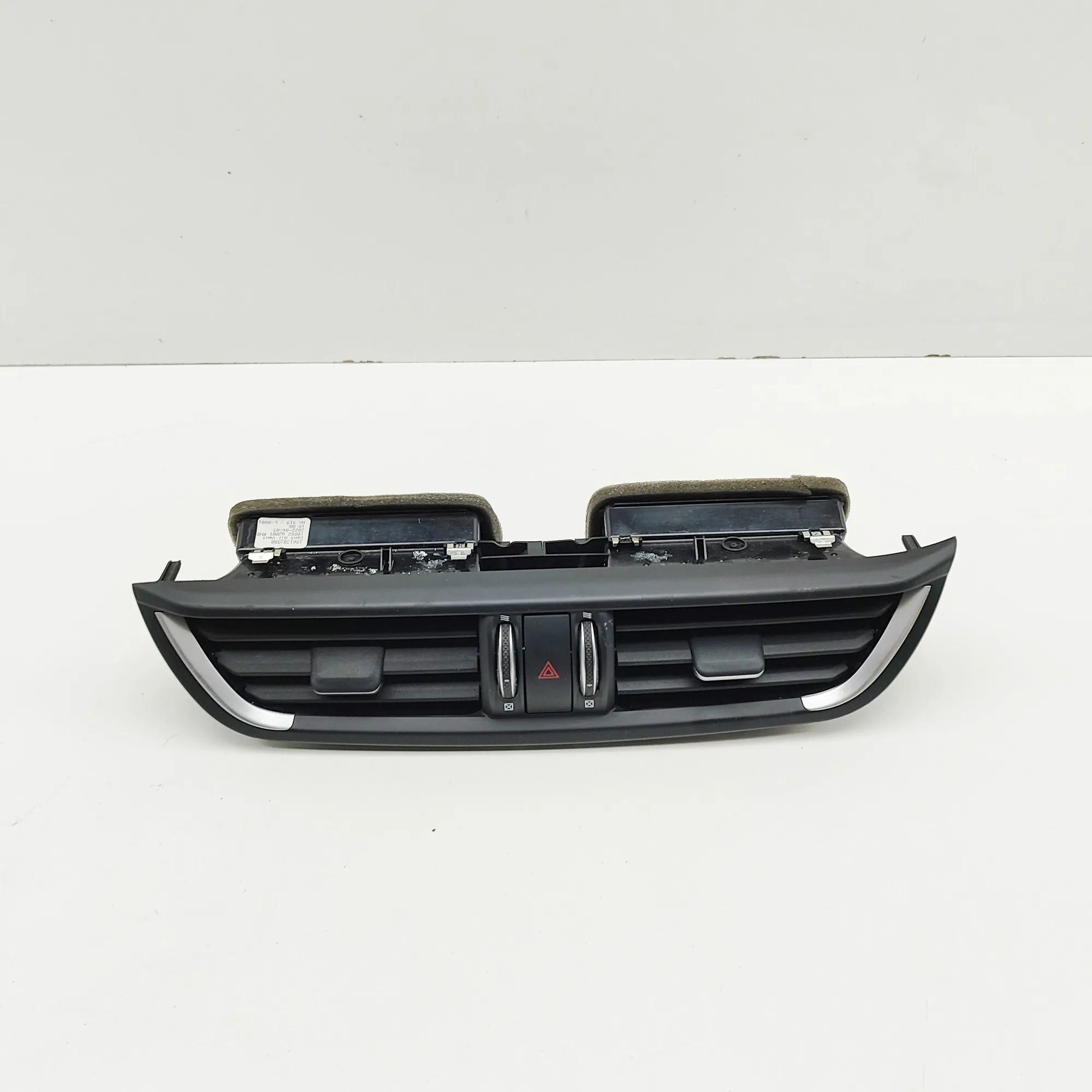 Alfa-Romeo Giulia (952) Dashboard Air Vents Dashboard Air Vents — ALFA ROMEO GIULIA (952_) ...
