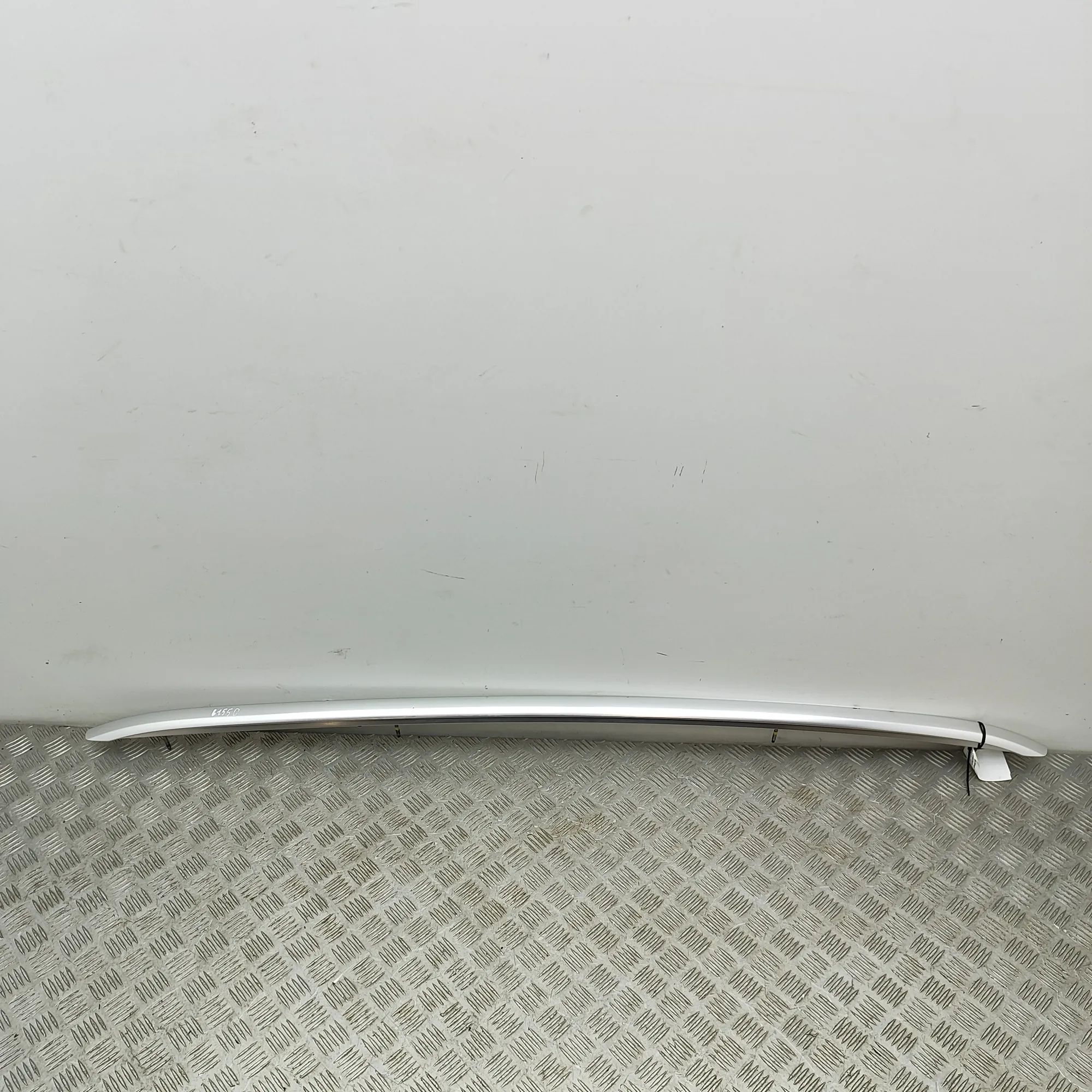 Audi Q5 (FY) Right Side Roof Rail Right Side Roof Rail — AUDI Q5 (FY) (2016-...) ...