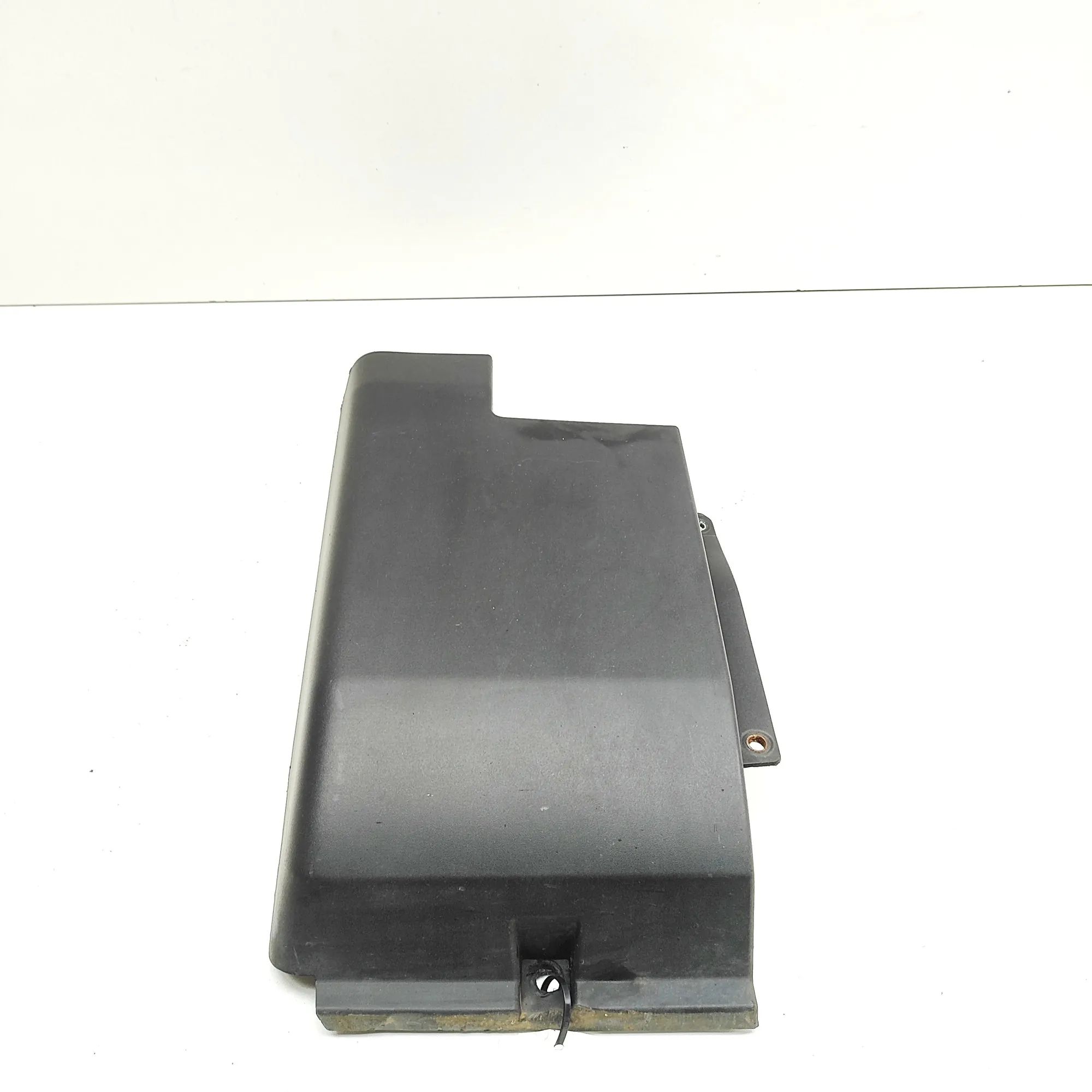 Iveco Daily Body moulding — right Body moulding — right — IVECO DAILY (VI Flatbed...