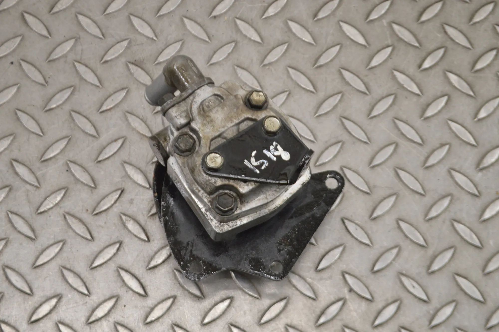Land Rover Discovery Power-steering pump Power-steering pump — LAND ROVER DISCOVERY (IV ...