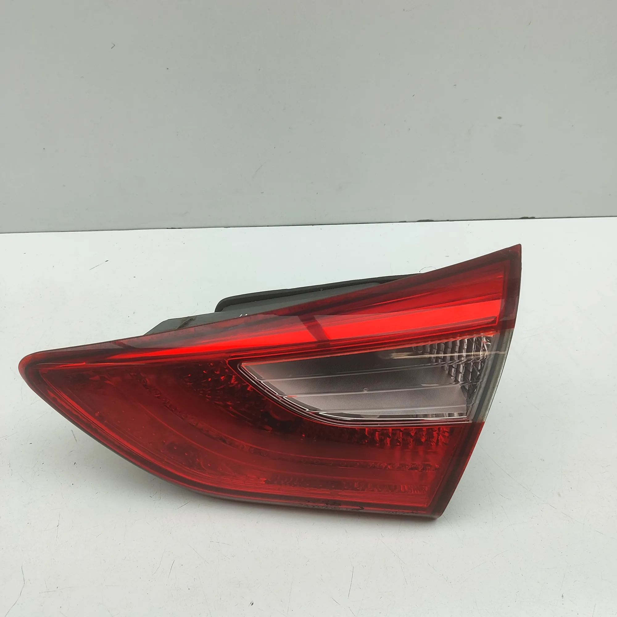 Hyundai i30 Right Side Tailgate Tail Light Right Side Tailgate Tail Light — HYUNDAI I30 (G...