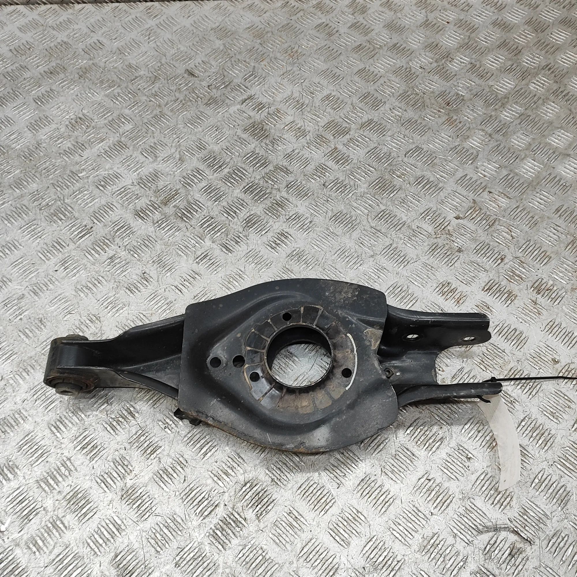 Hyundai Ioniq Rear Left Lower Control Arm Rear Left Lower Control Arm — HYUNDAI IONIQ (5 ...
