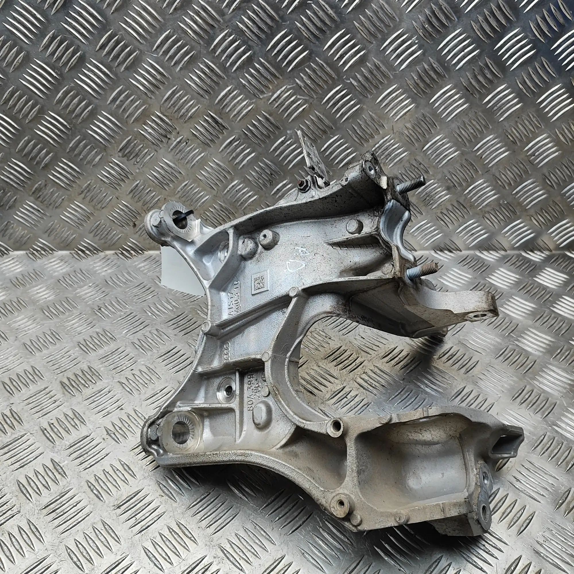 Audi Q5 (FY) Right Side Subframe Bracket Right Side Subframe Bracket — AUDI Q5 (FY) (201...