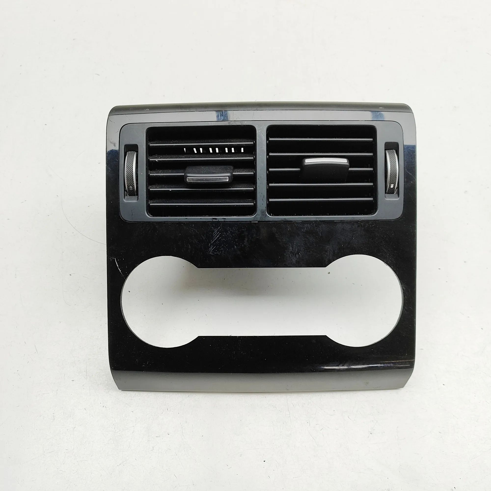 Land Rover Range Rover Sport (L494) Centre console air vent Centre console air vent — LAND ROVER RANGE ROVE...