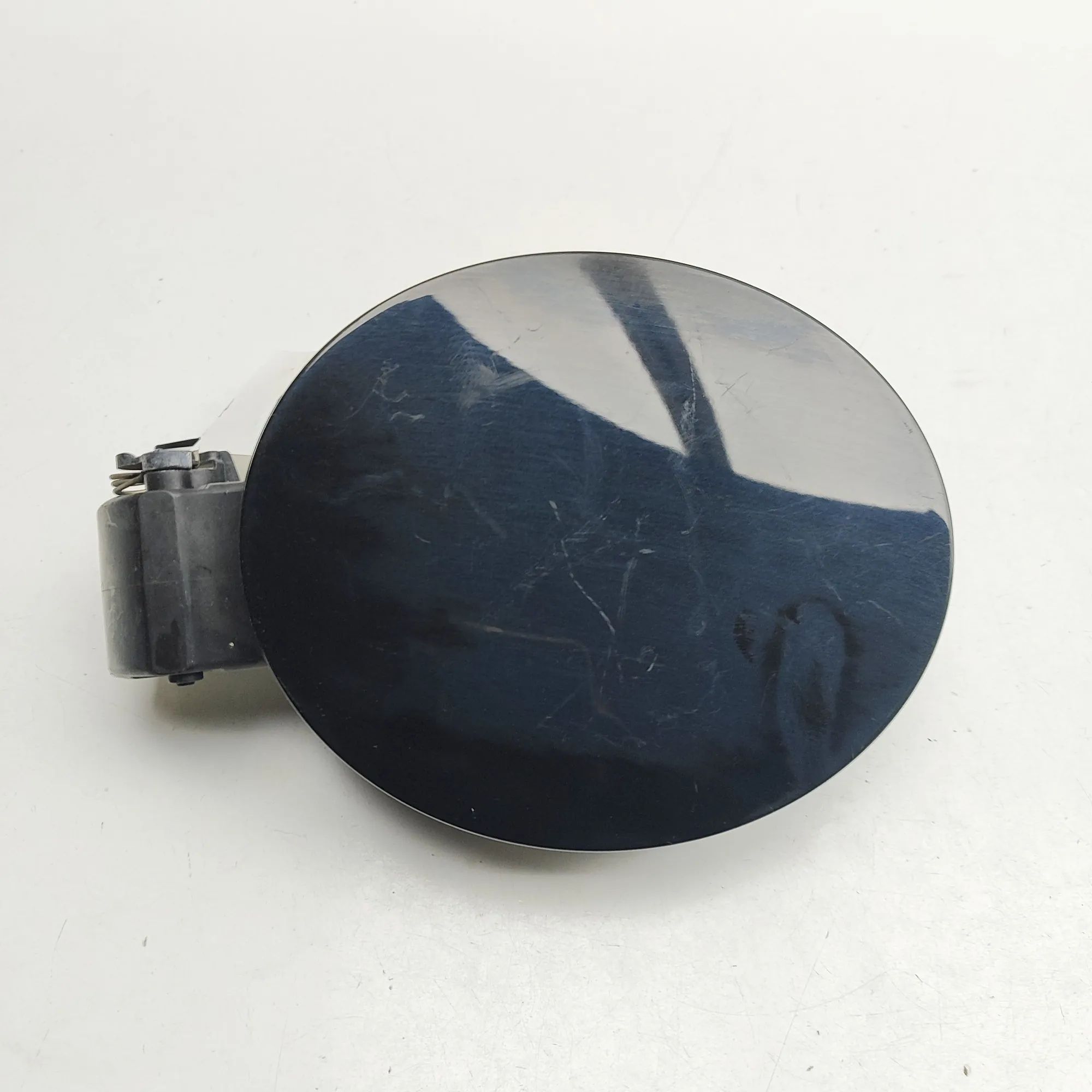 Land Rover Discovery Fuel Tank Flap Cap Fuel Tank Flap Cap — LAND ROVER DISCOVERY (V L4...