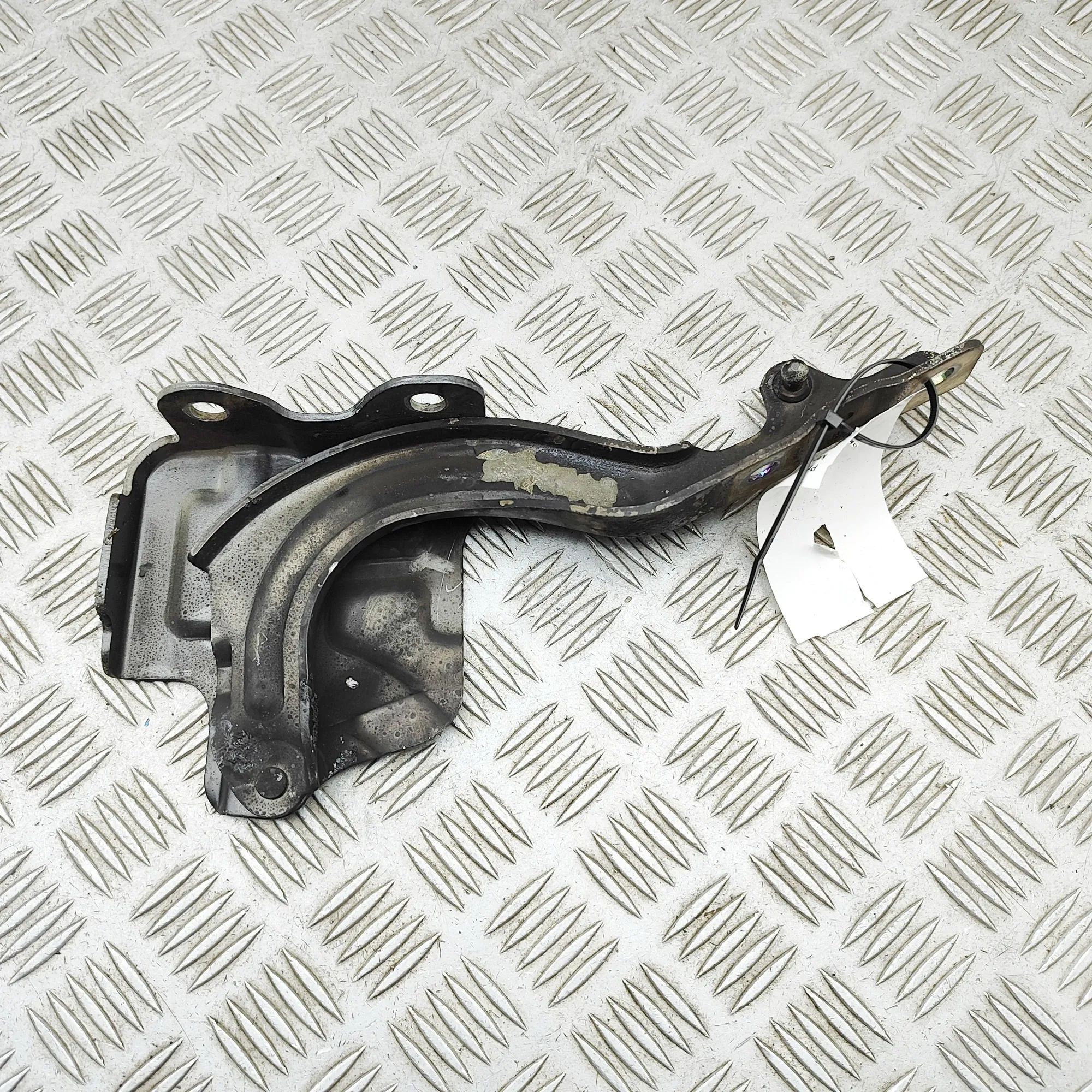 Kia Niro Bonnet hinge — front right Bonnet hinge — front right — KIA NIRO (II) (202...