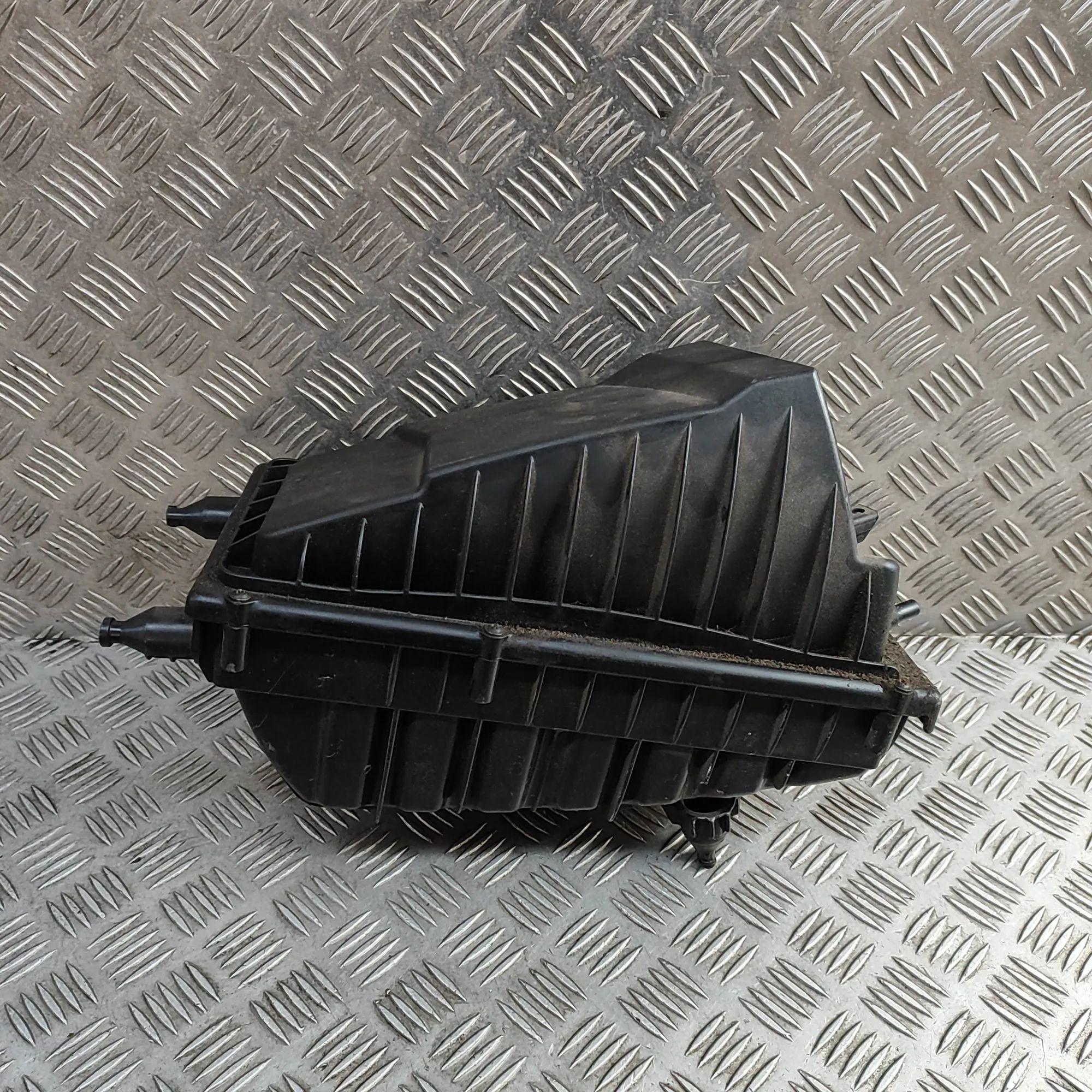 Land Rover Range Rover Sport (L494) Воздухоочиститель  Air Filter Box — LAND ROVER RANGE ROVER SPORT (...