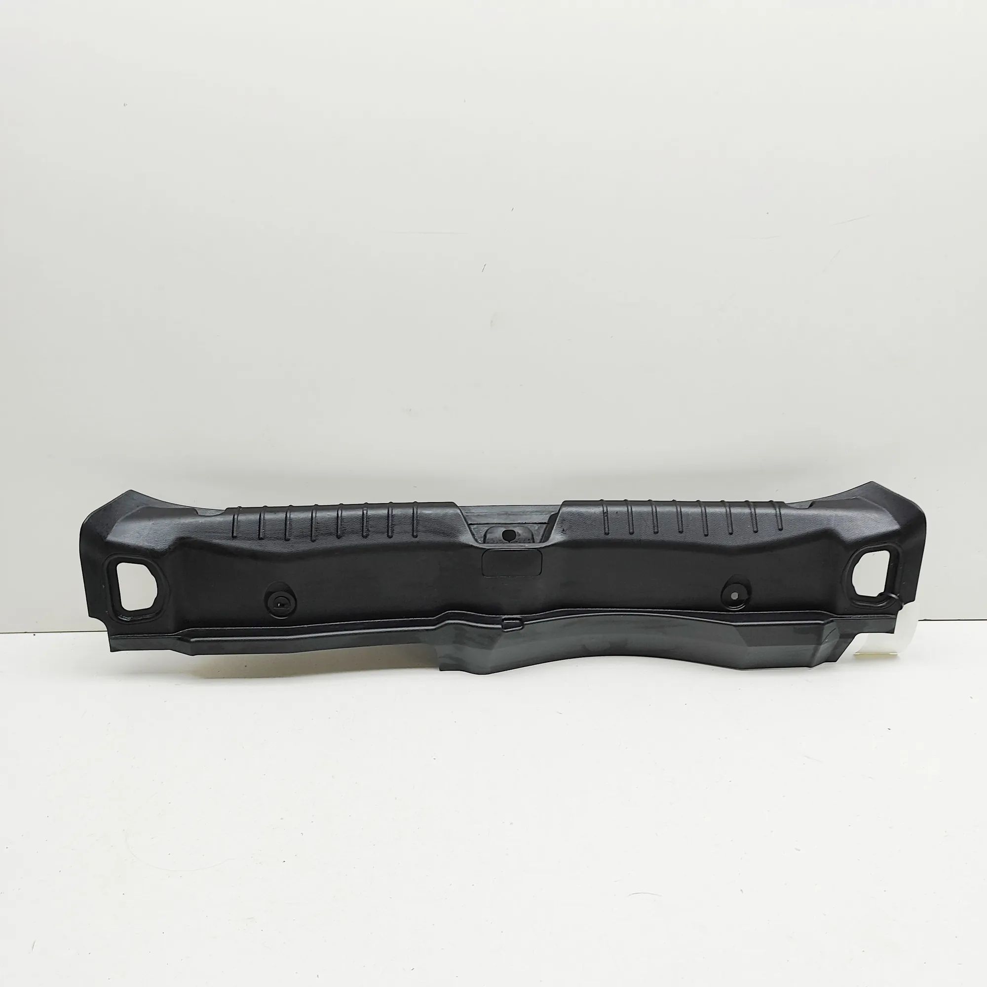 Maserati Ghibli Trunk Boot Lock Trim Trunk Boot Lock Trim — MASERATI GHIBLI (M157) (...