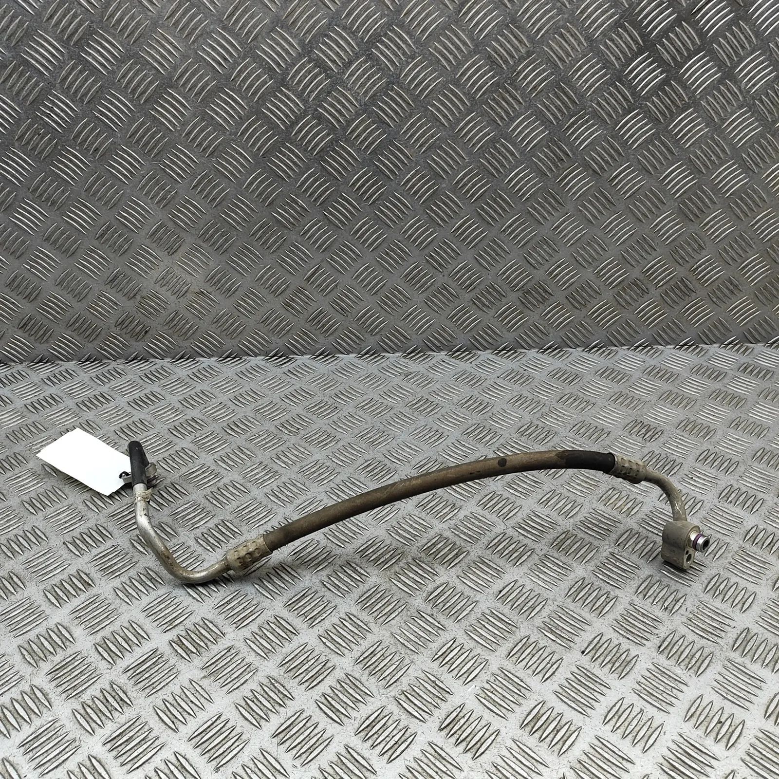 Volkswagen Transporter (T6, Caravelle, Multivan) A/C Air Con Hose Pipe A/C Air Con Hose Pipe — VW TRANSPORTER (VI T6 V...