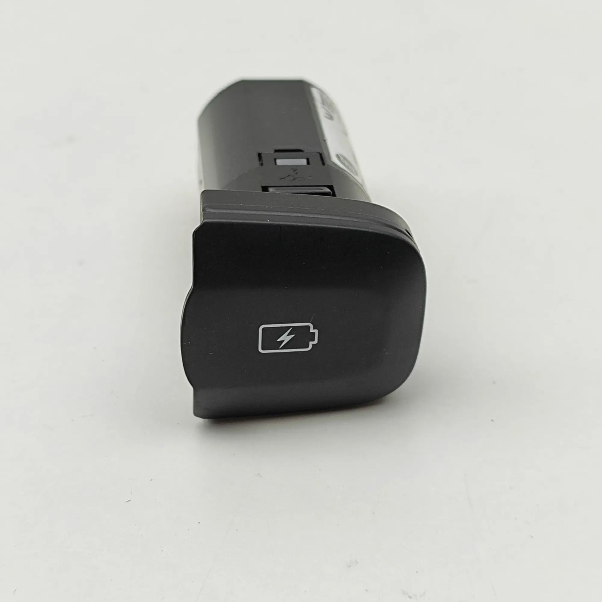Hyundai Santa Fe USB USB — HYUNDAI SANTA (FÉ IV TM) (2018-...) — 961...